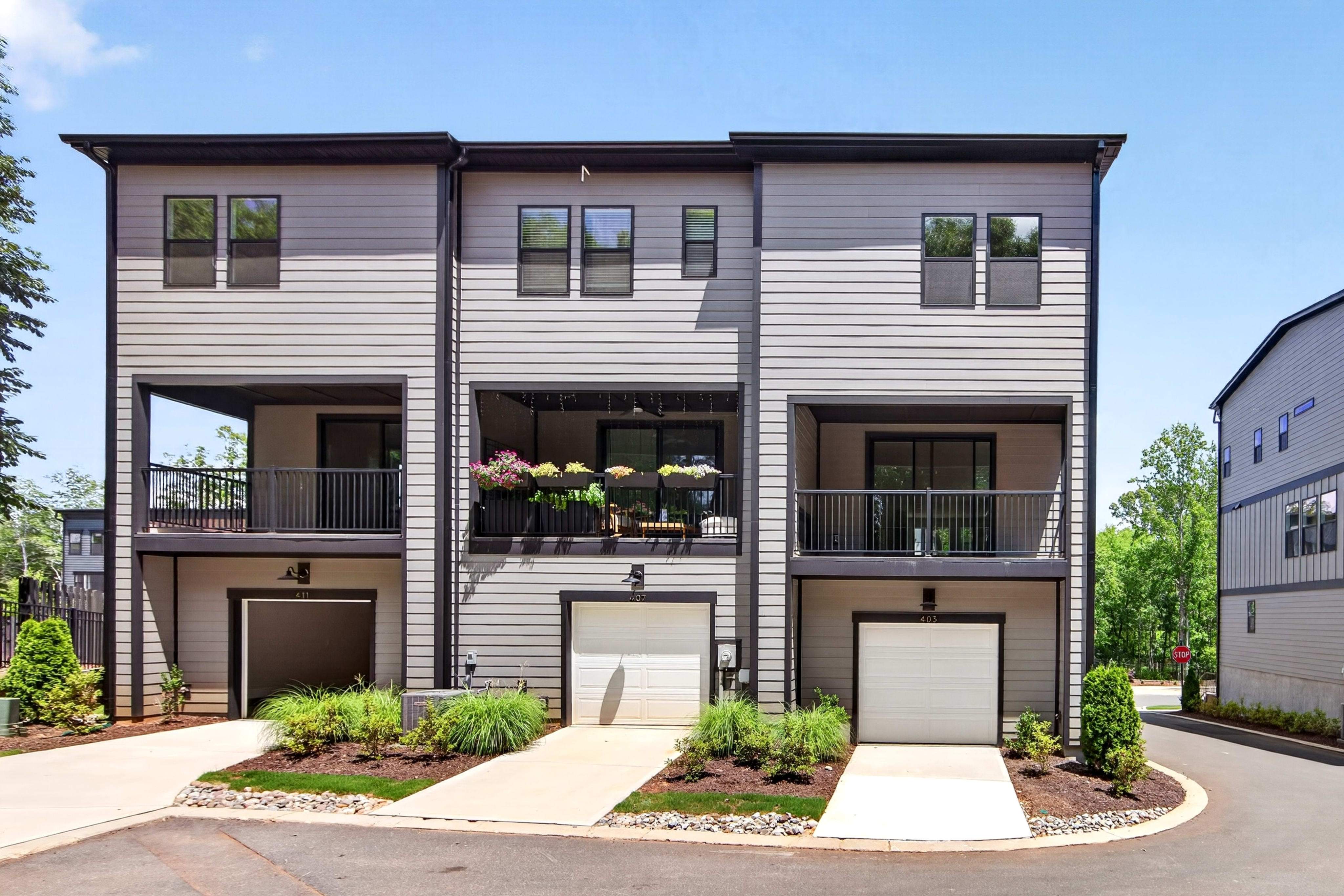403 Old Town Village Rd