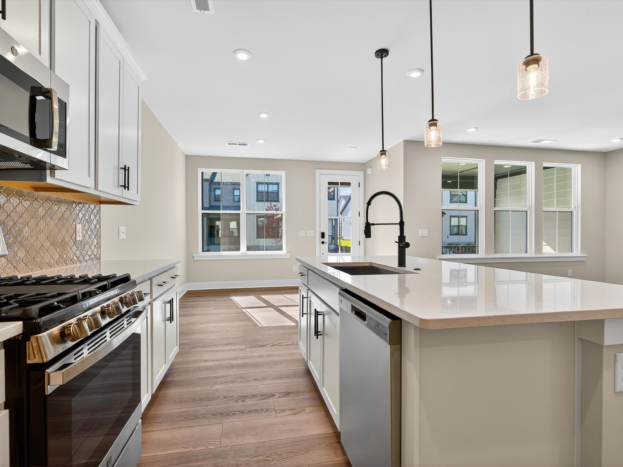 212 Halemarg Dr