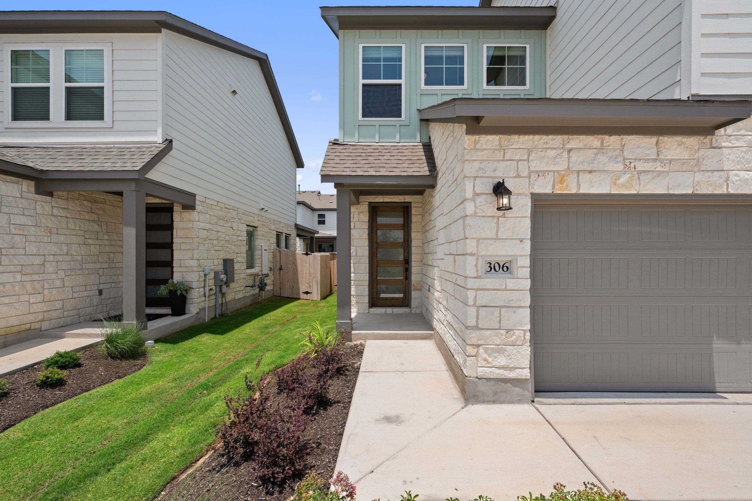 306 Marie Way