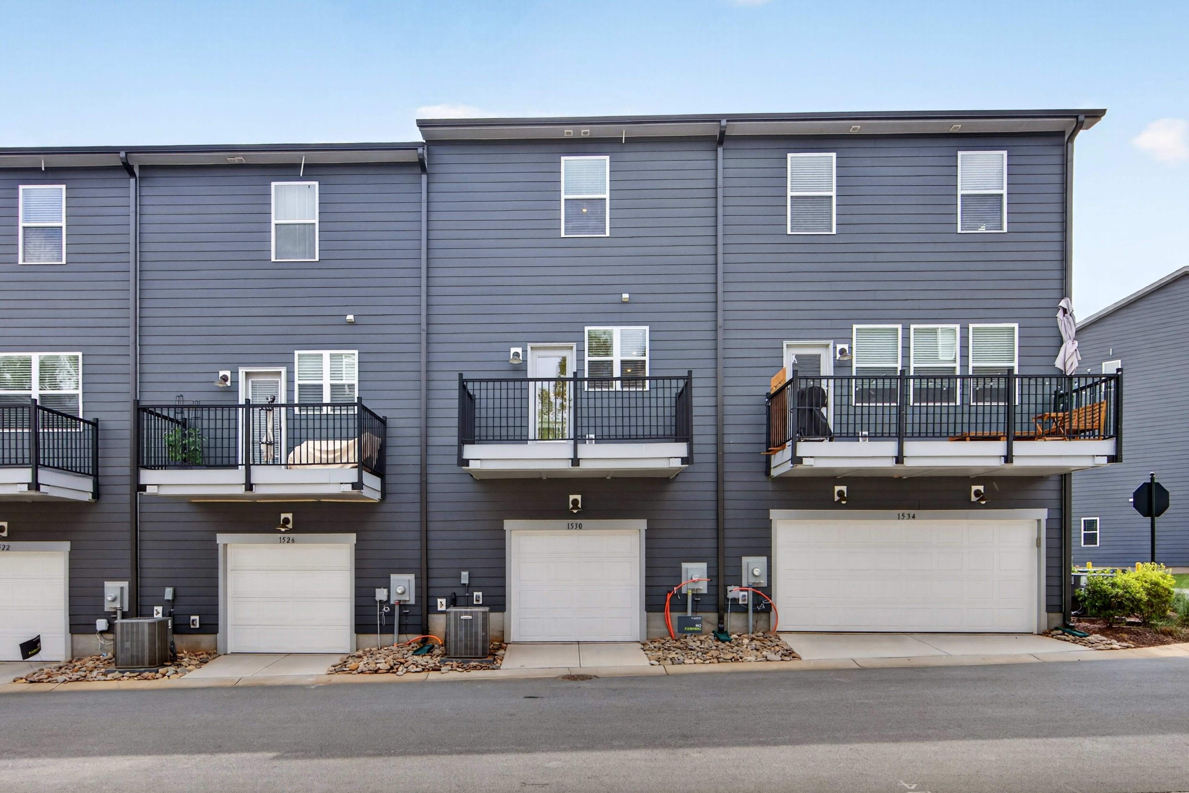 1530 Levy Way
