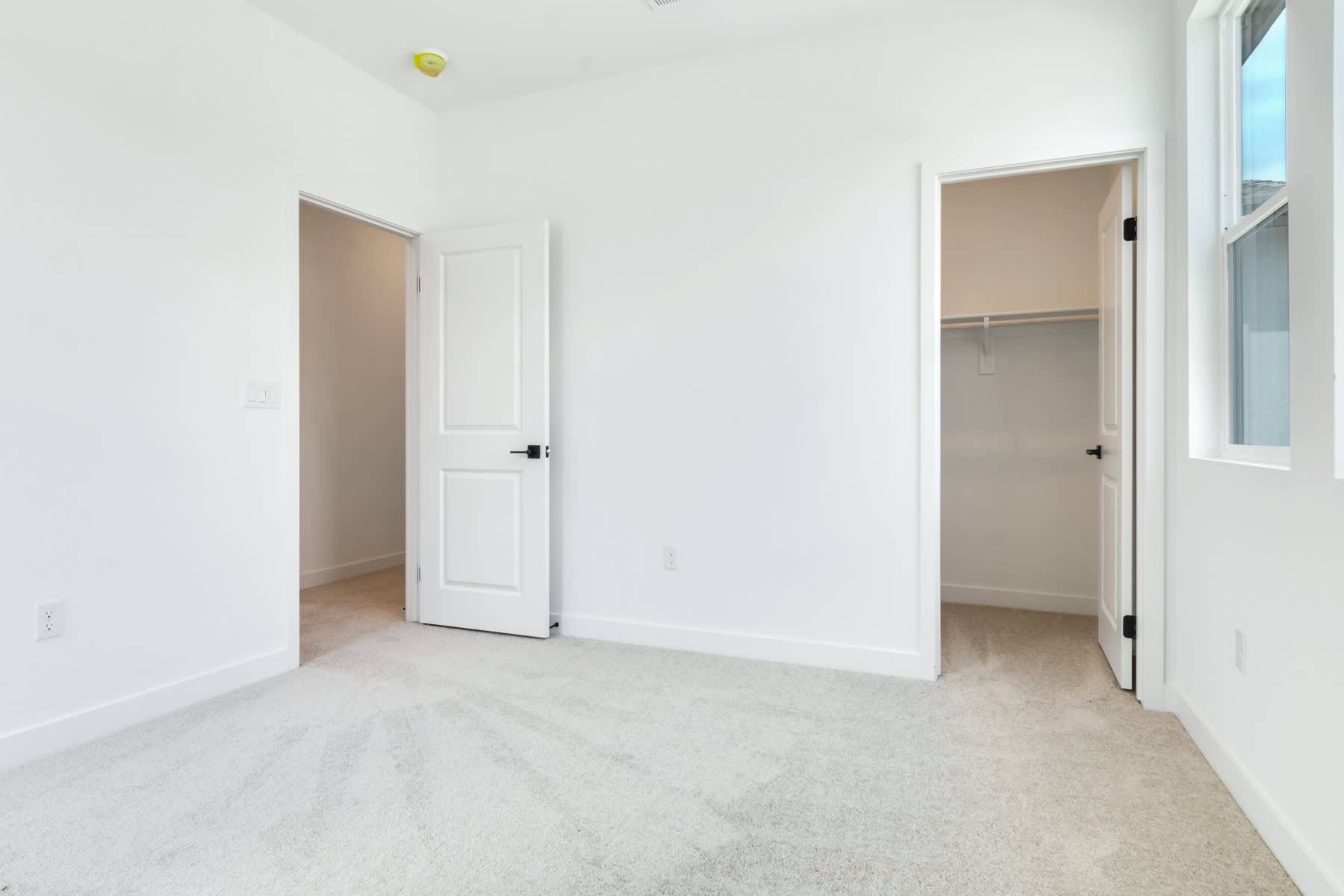 873 Railway Lane