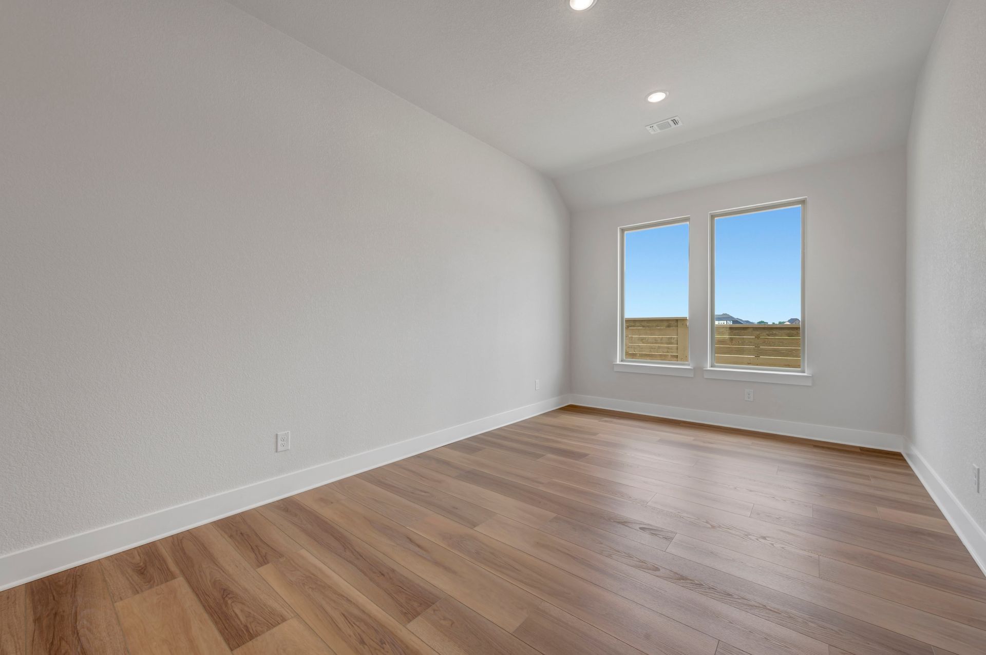 11736 Edgewood Drive