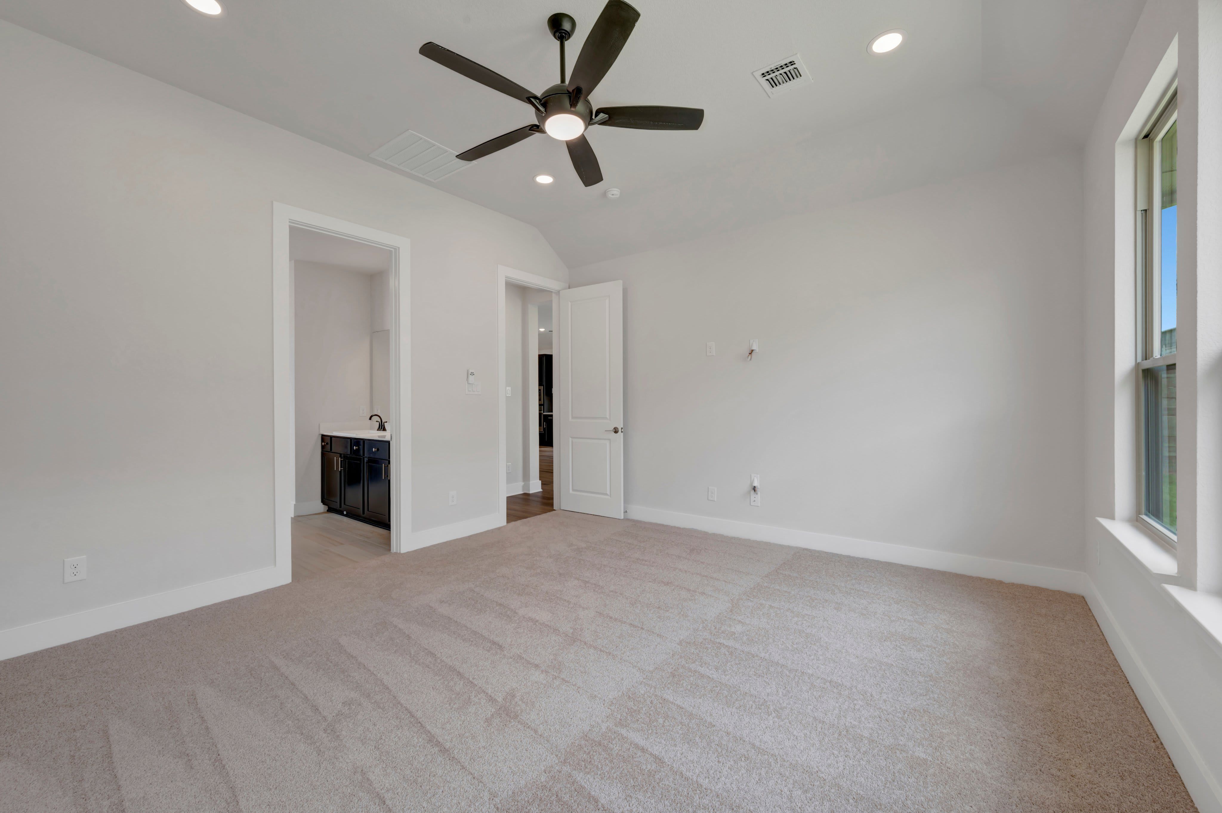11736 Edgewood Drive