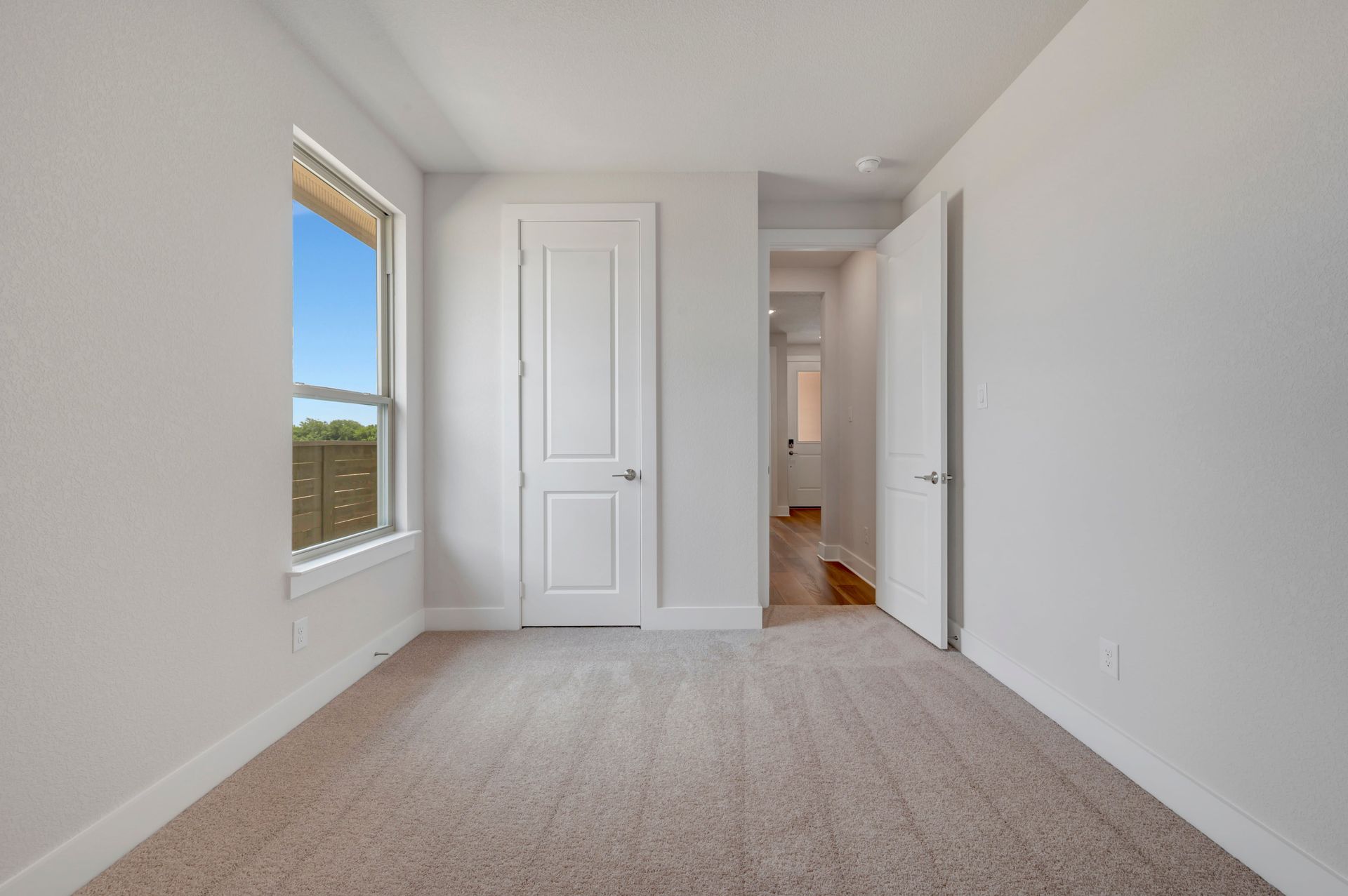 11736 Edgewood Drive