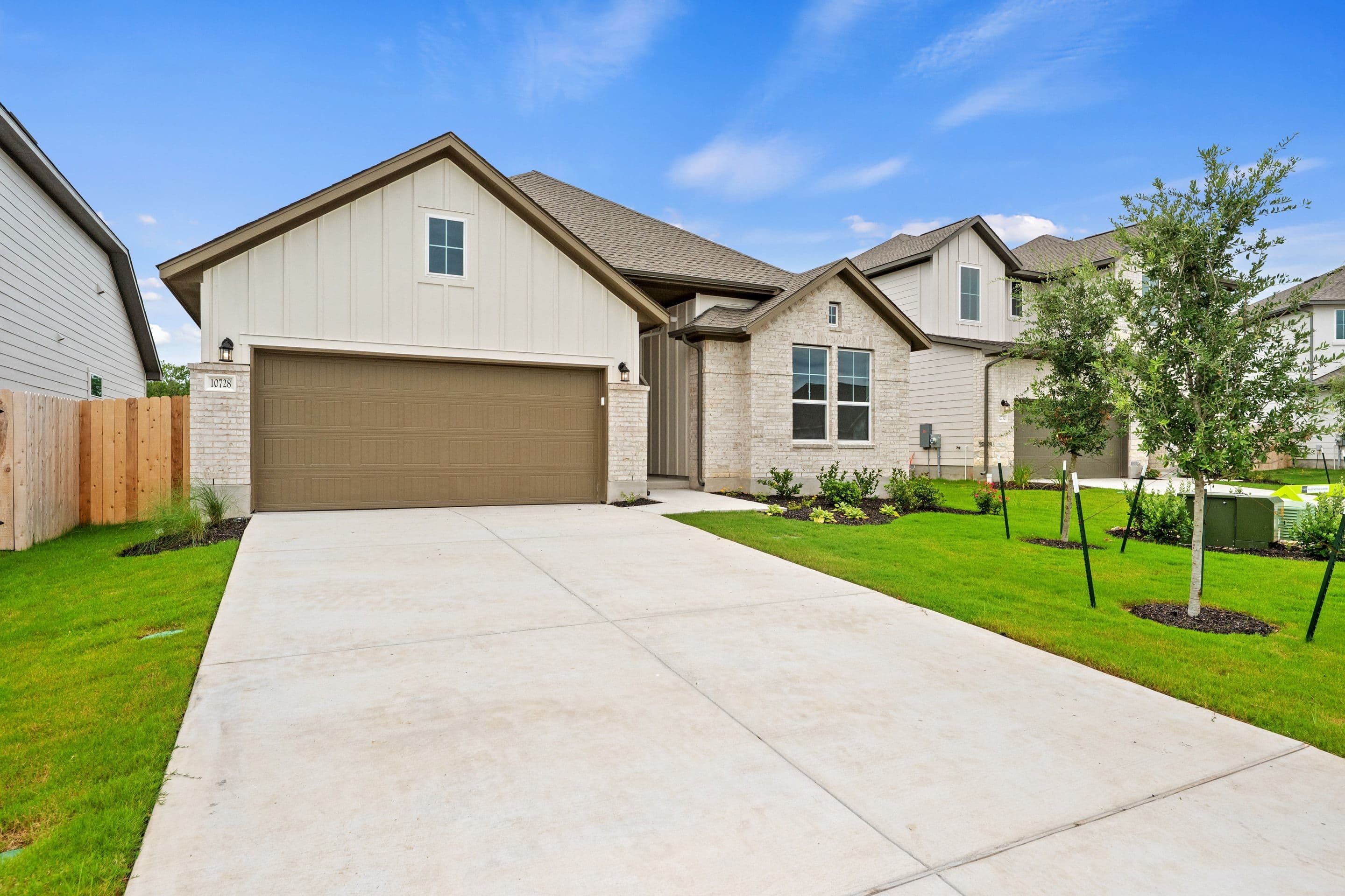 10728 Worth Lane