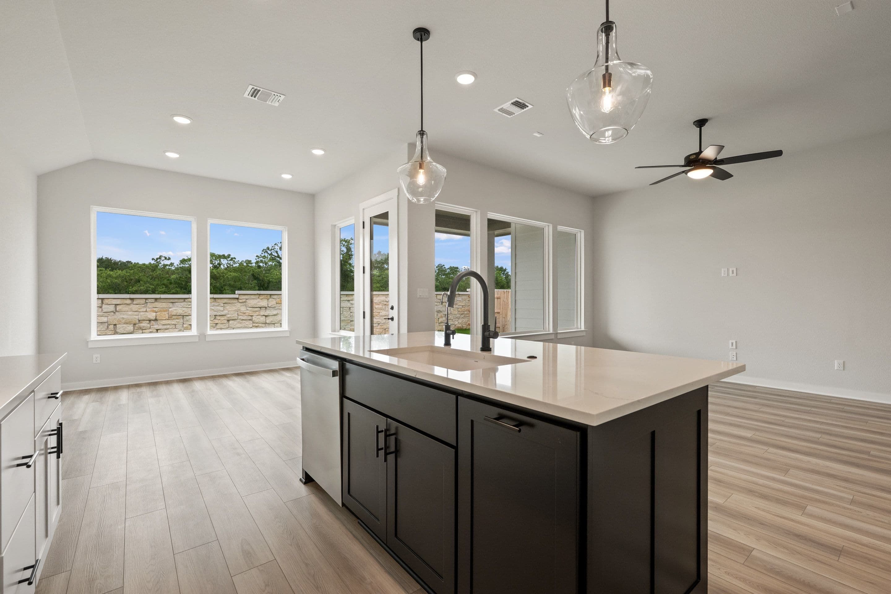 10728 Worth Lane