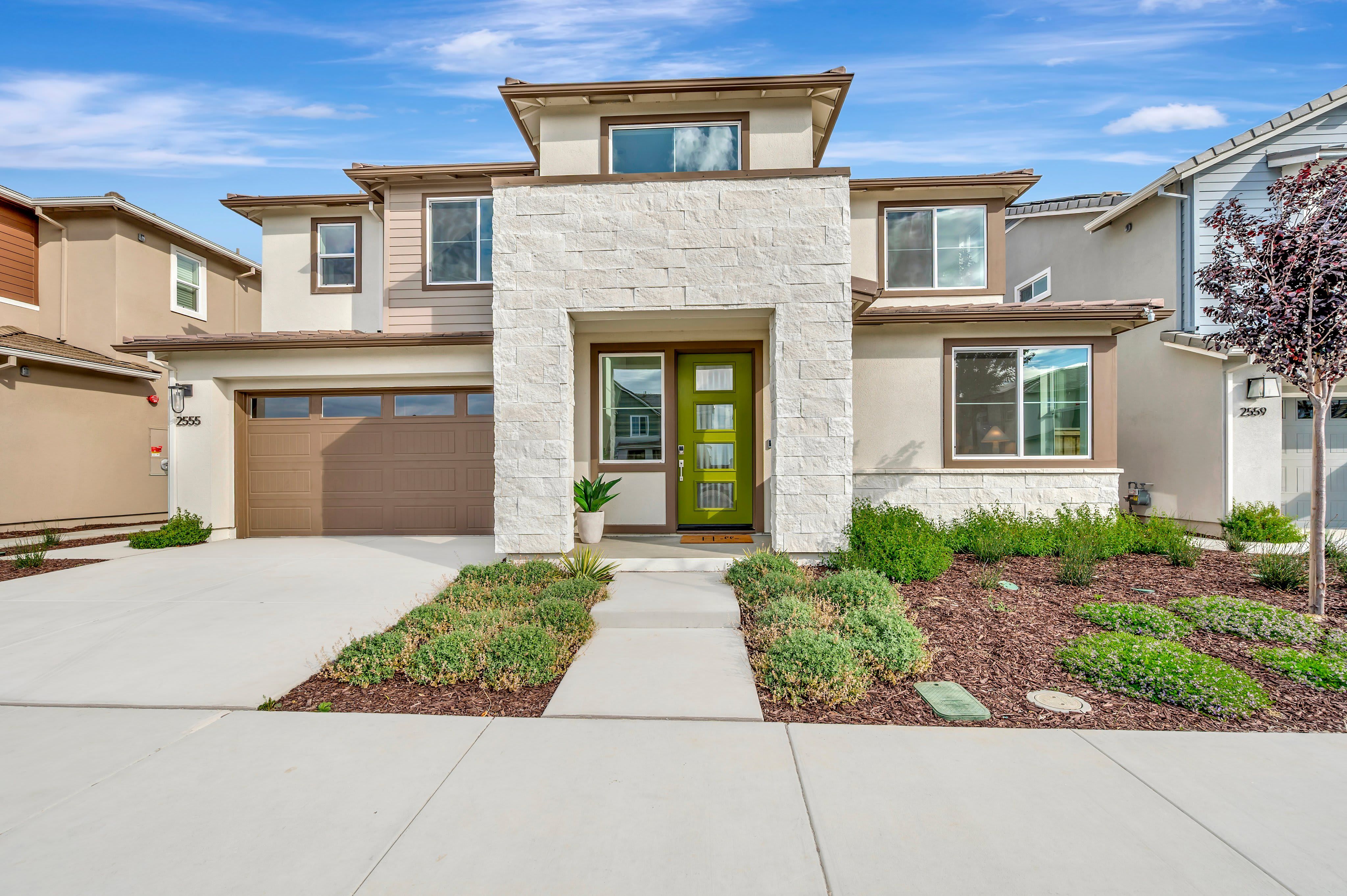 2555 Lavender Place