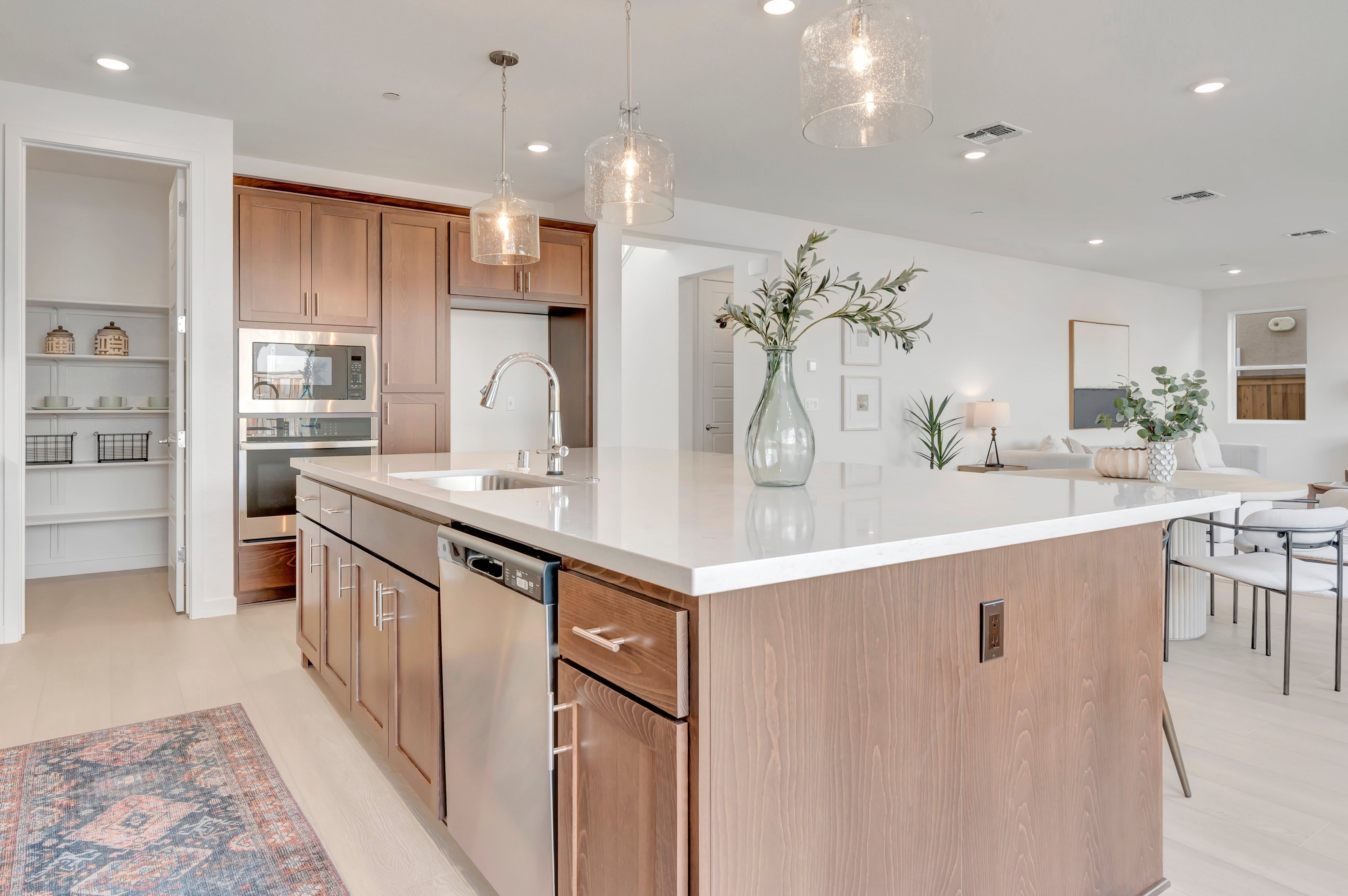 2555 Lavender Place