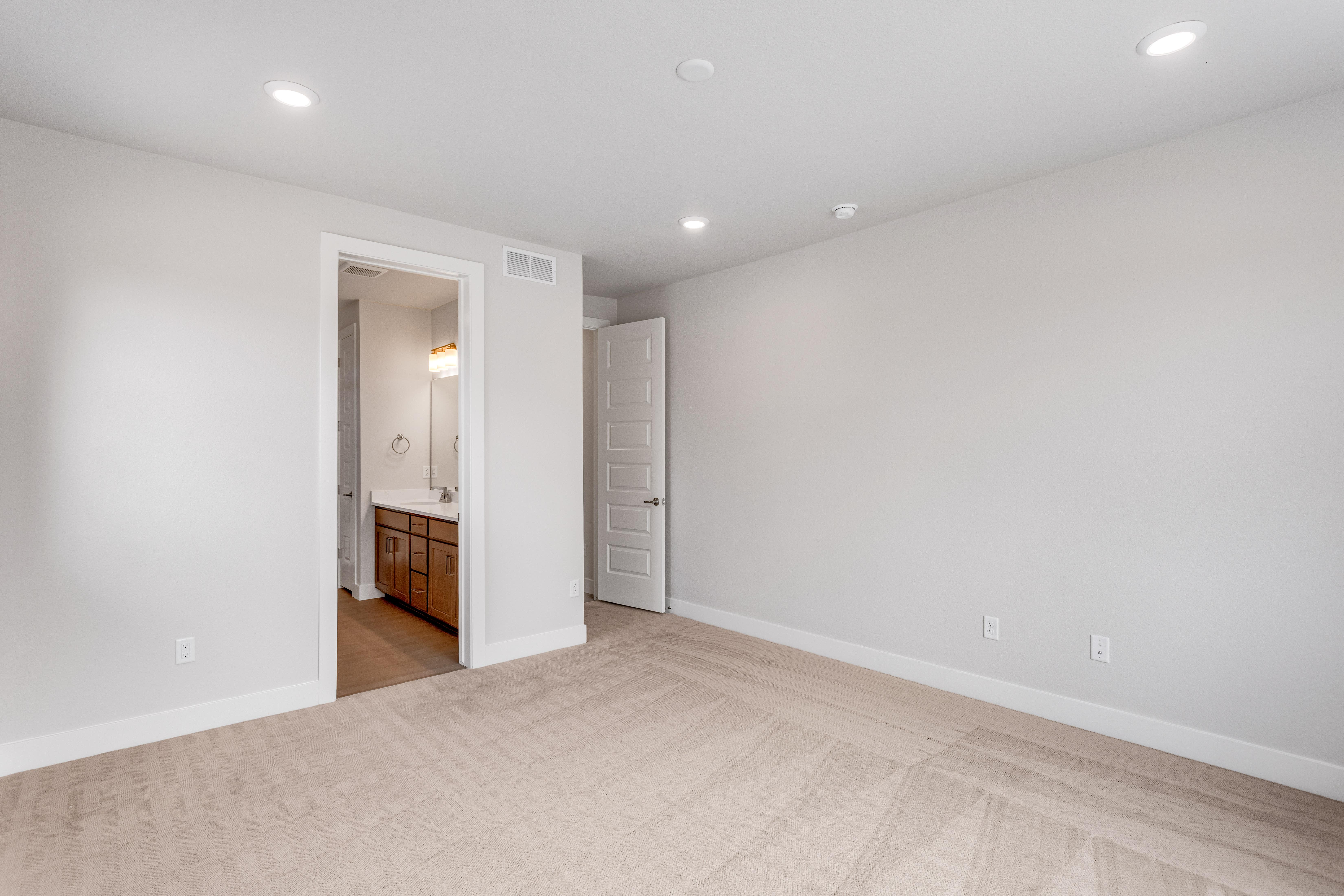 24534 E 34th Place
