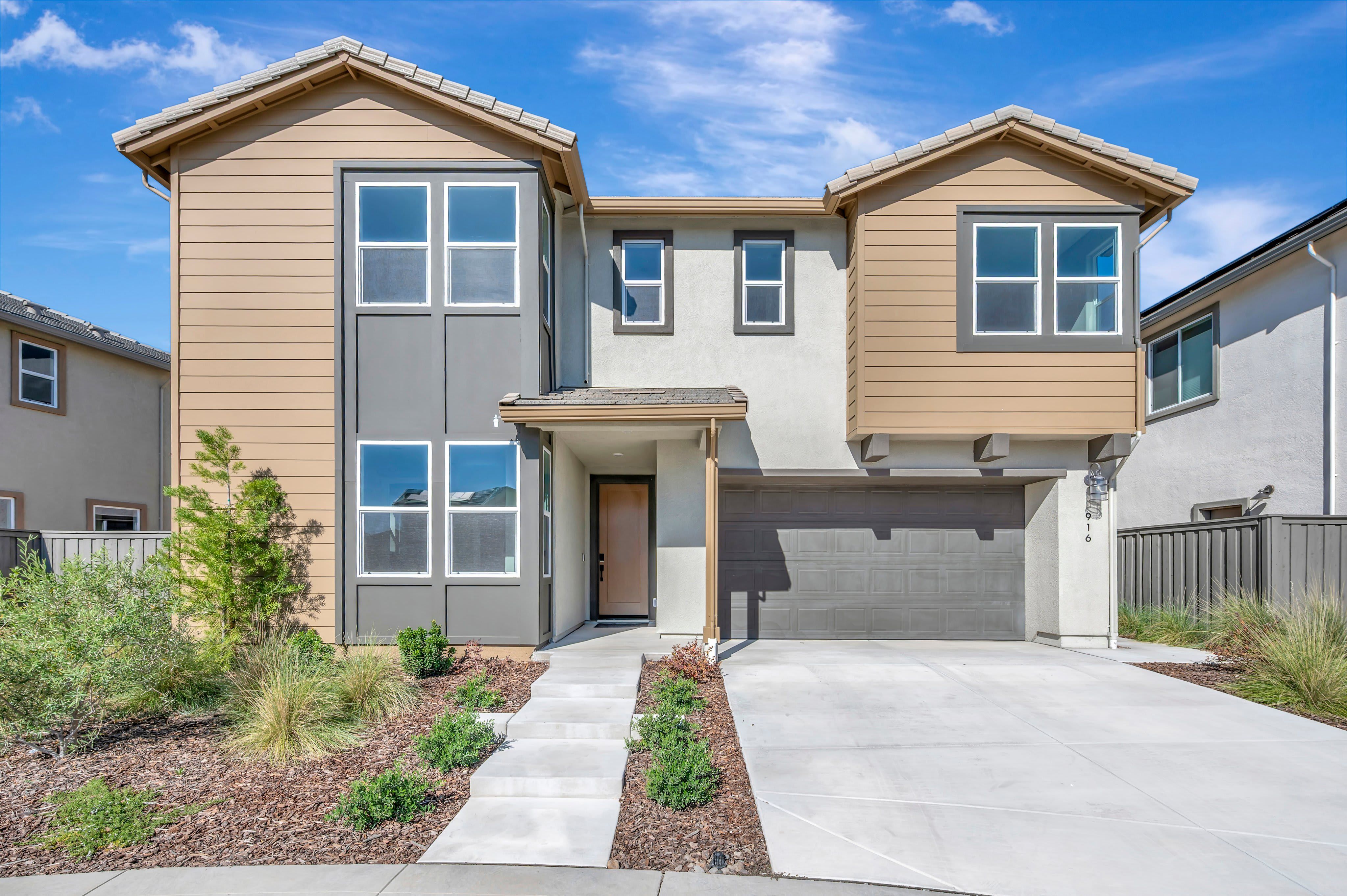 916 Caprock Lane (Plan 3)