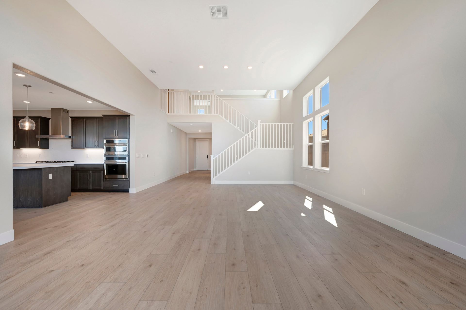 916 Caprock Lane