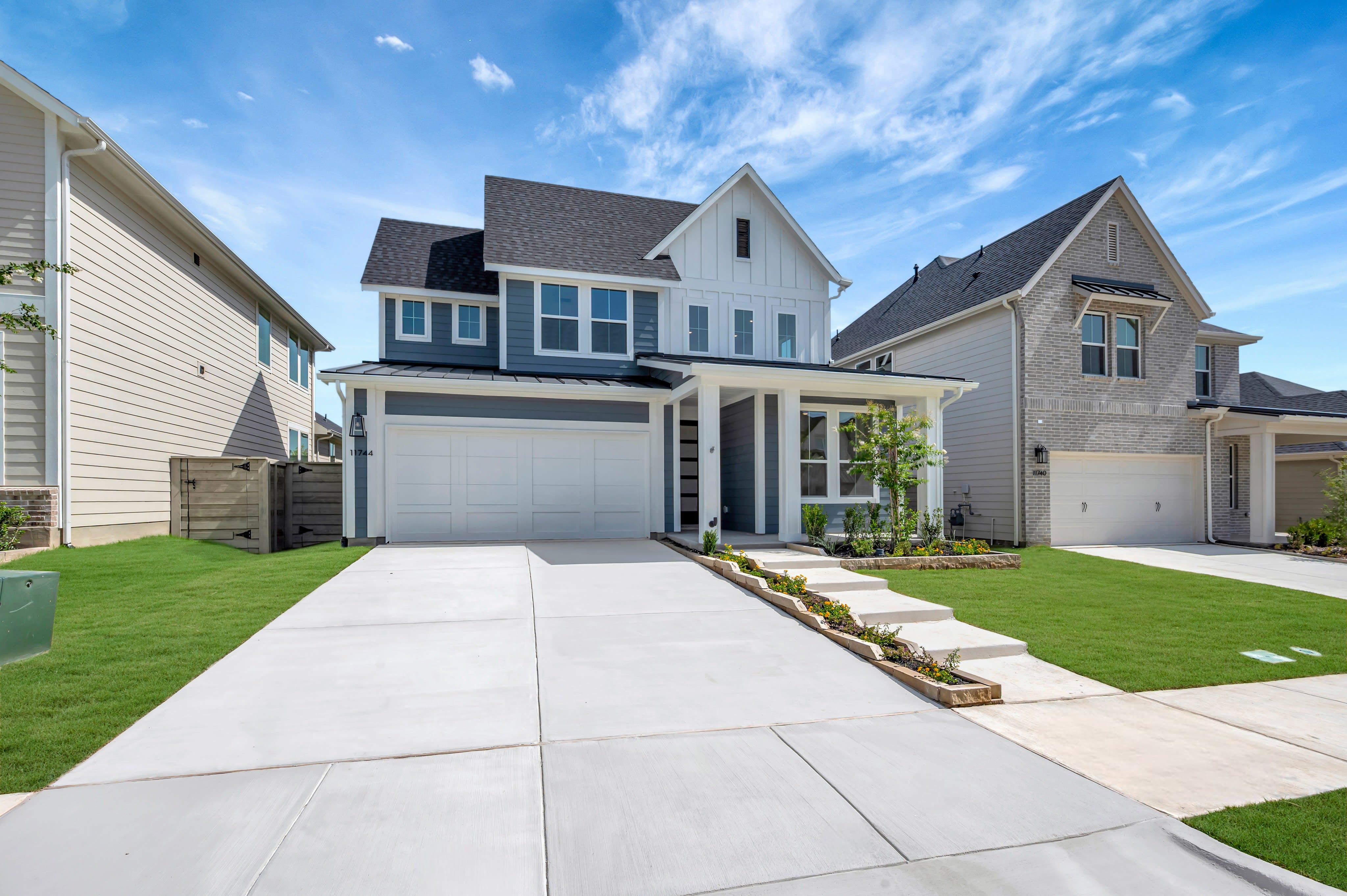 11744 Edgewood Drive