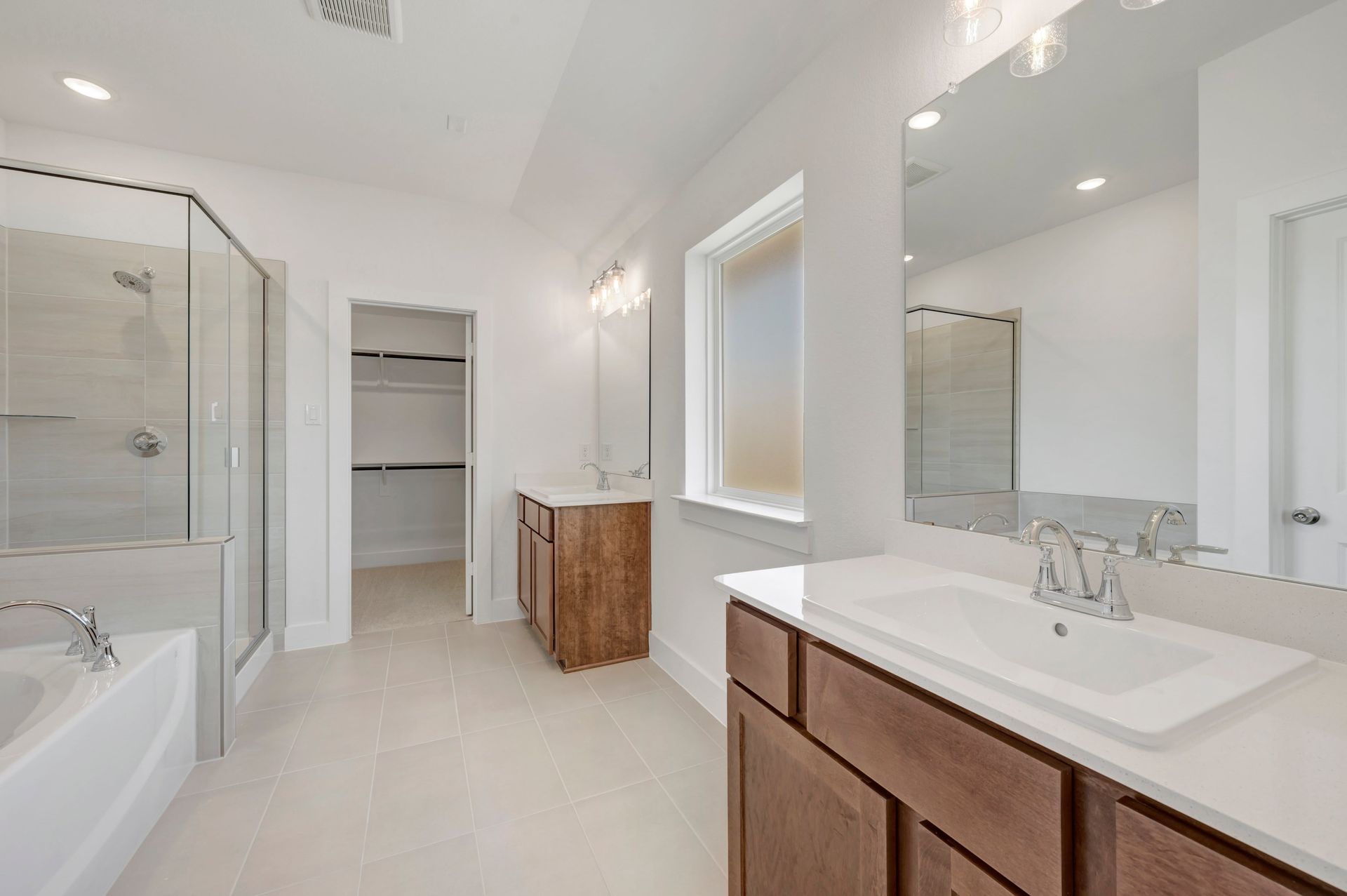 11744 Edgewood Drive