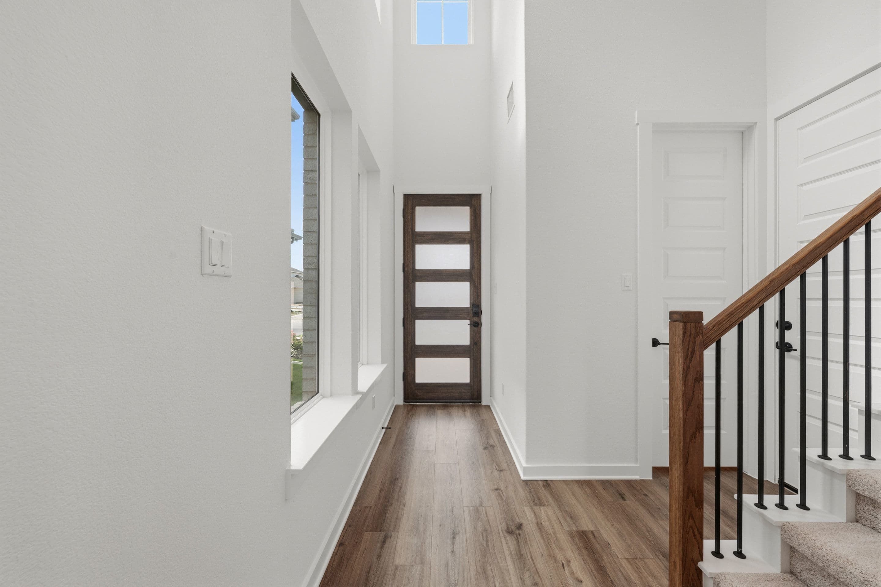 220 Bloomington Loop
