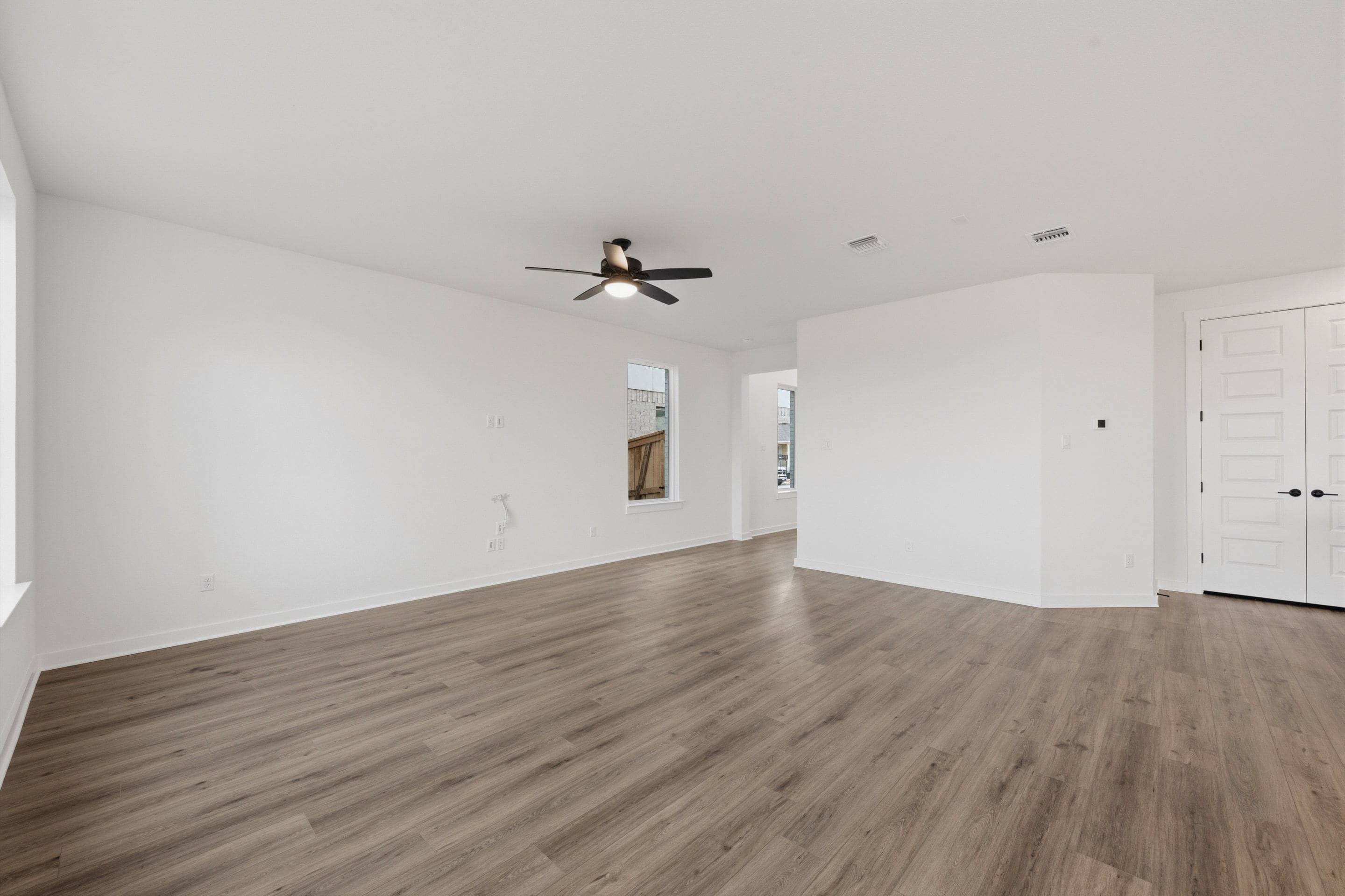 220 Bloomington Loop