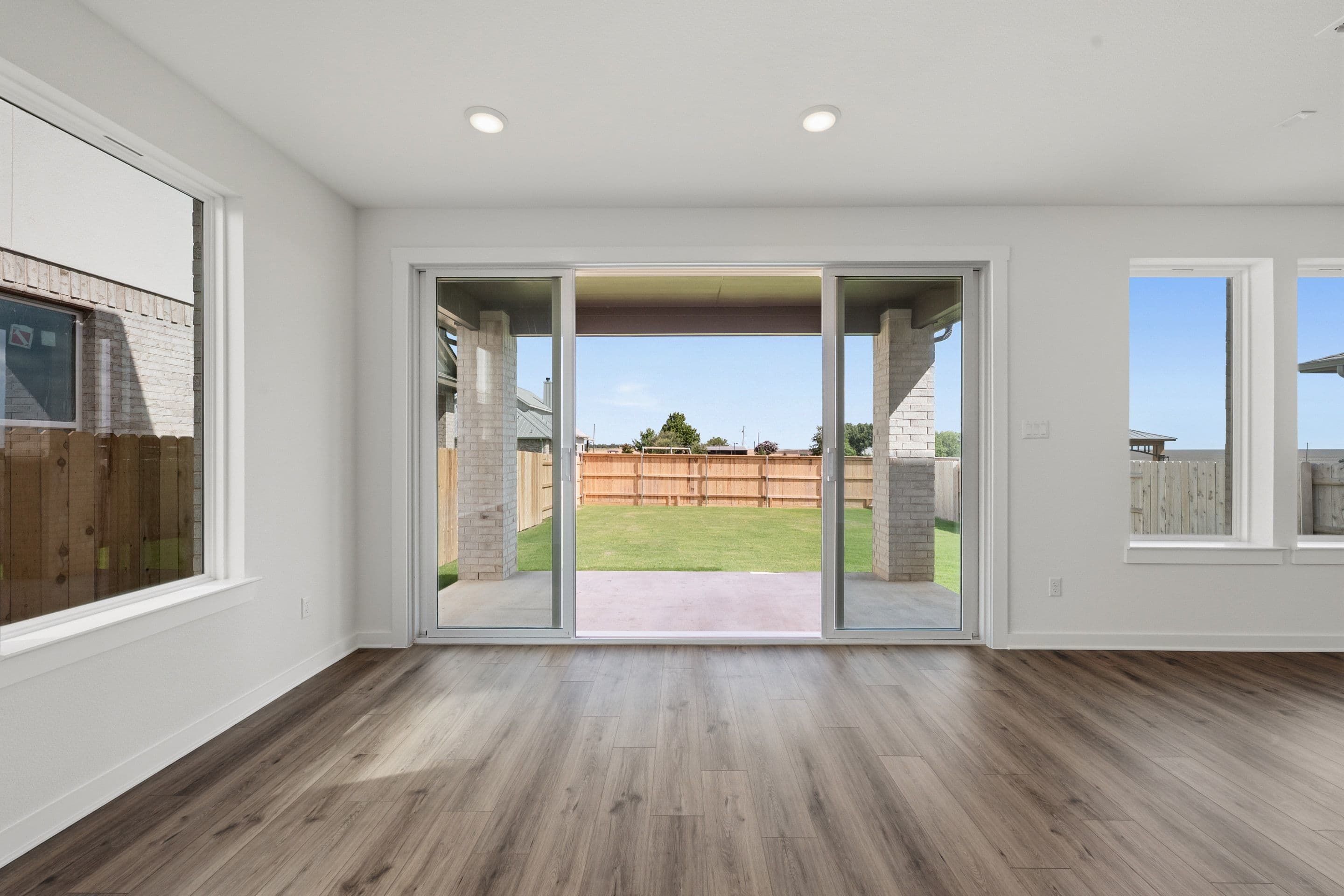220 Bloomington Loop
