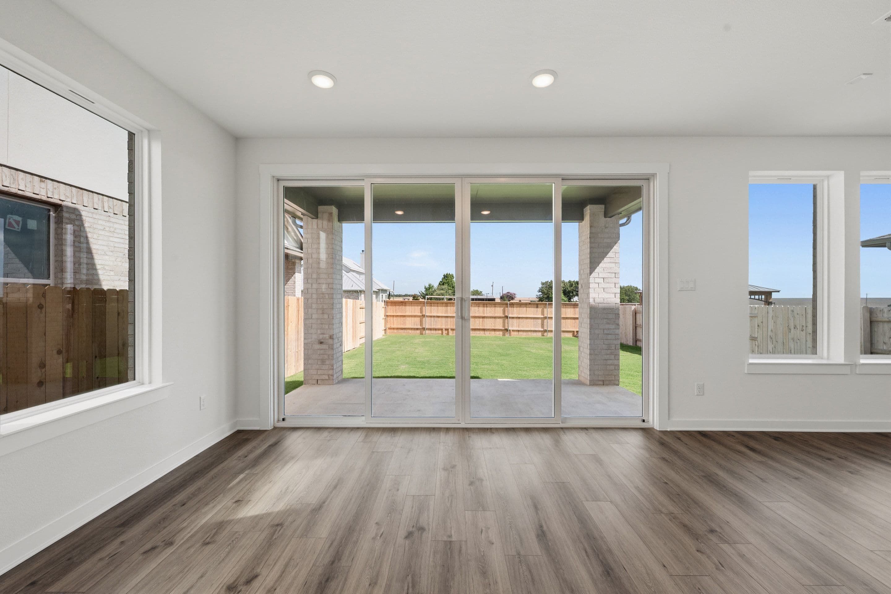 220 Bloomington Loop