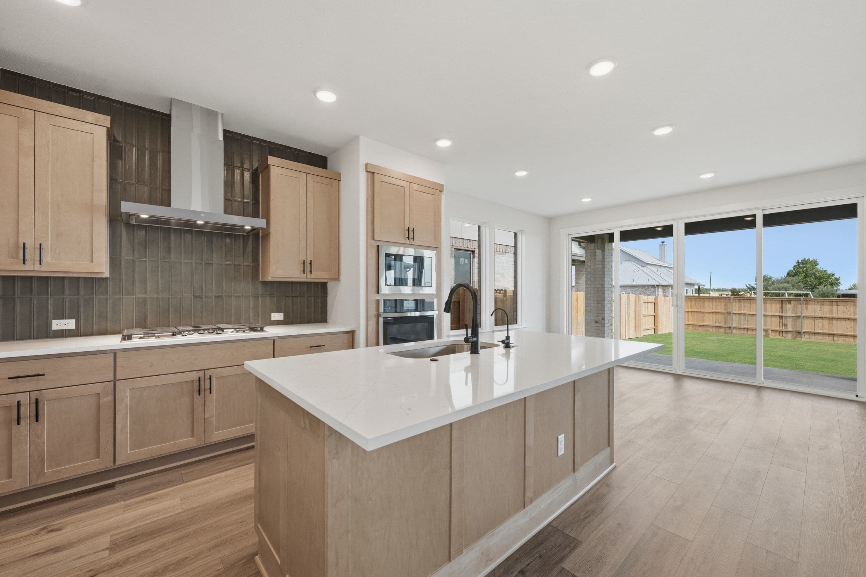 220 Bloomington Loop