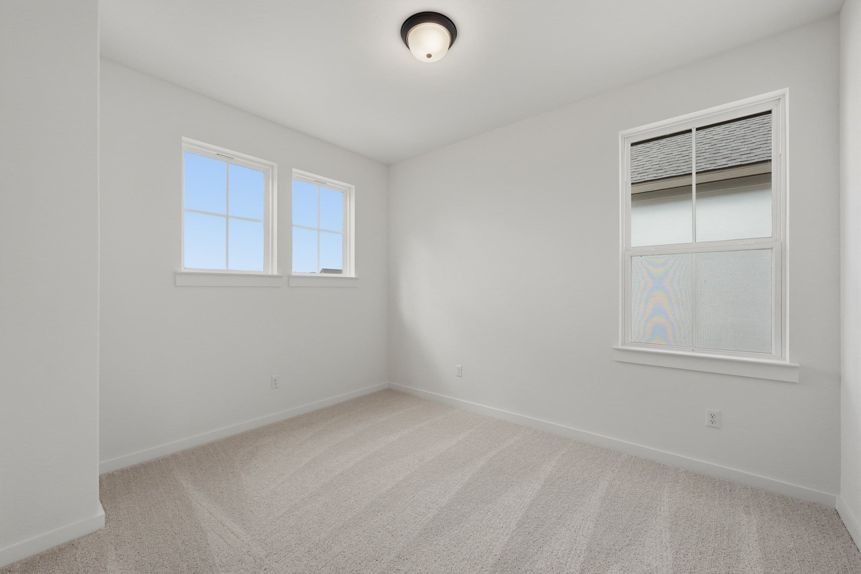 220 Bloomington Loop
