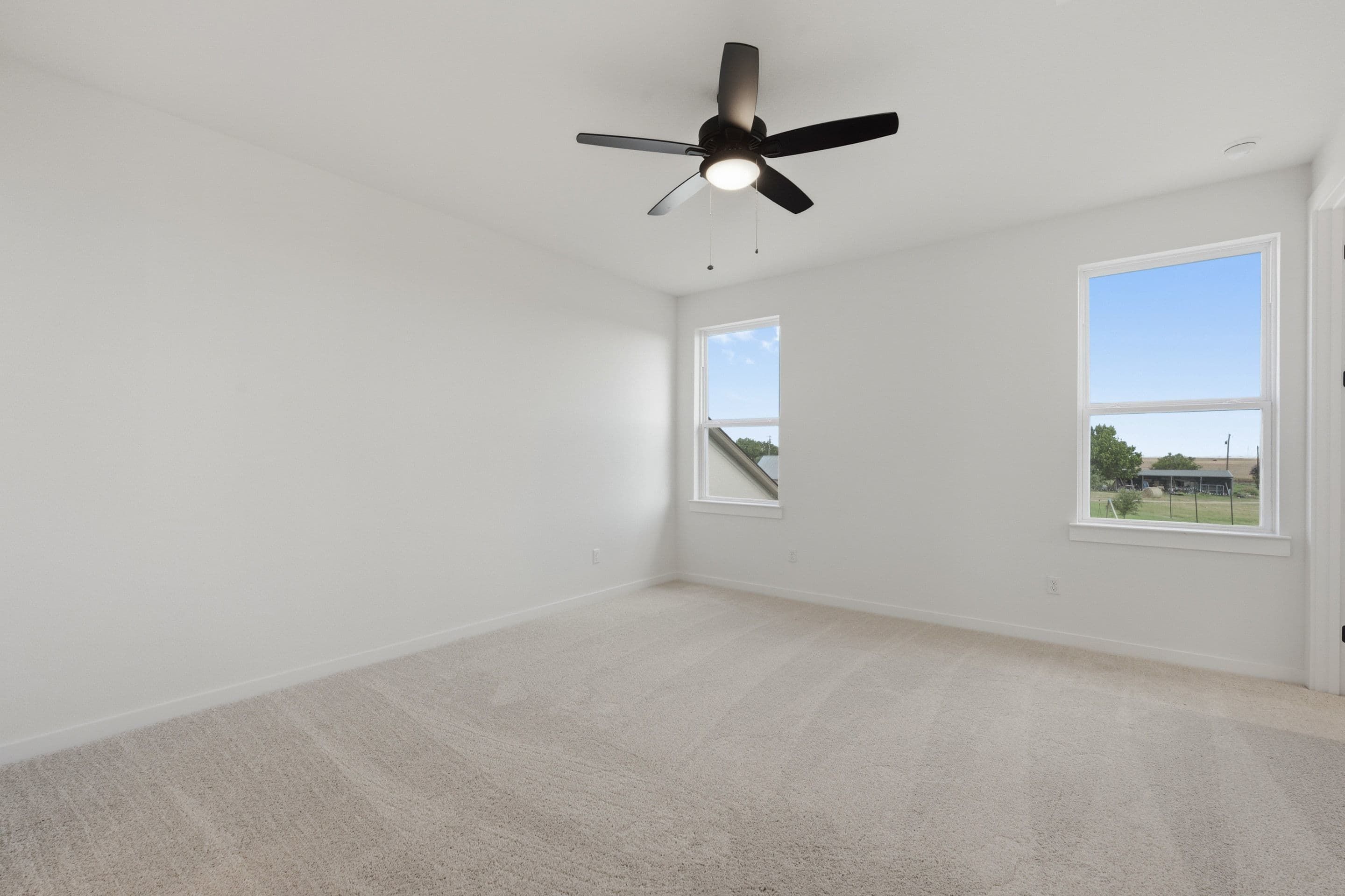 220 Bloomington Loop