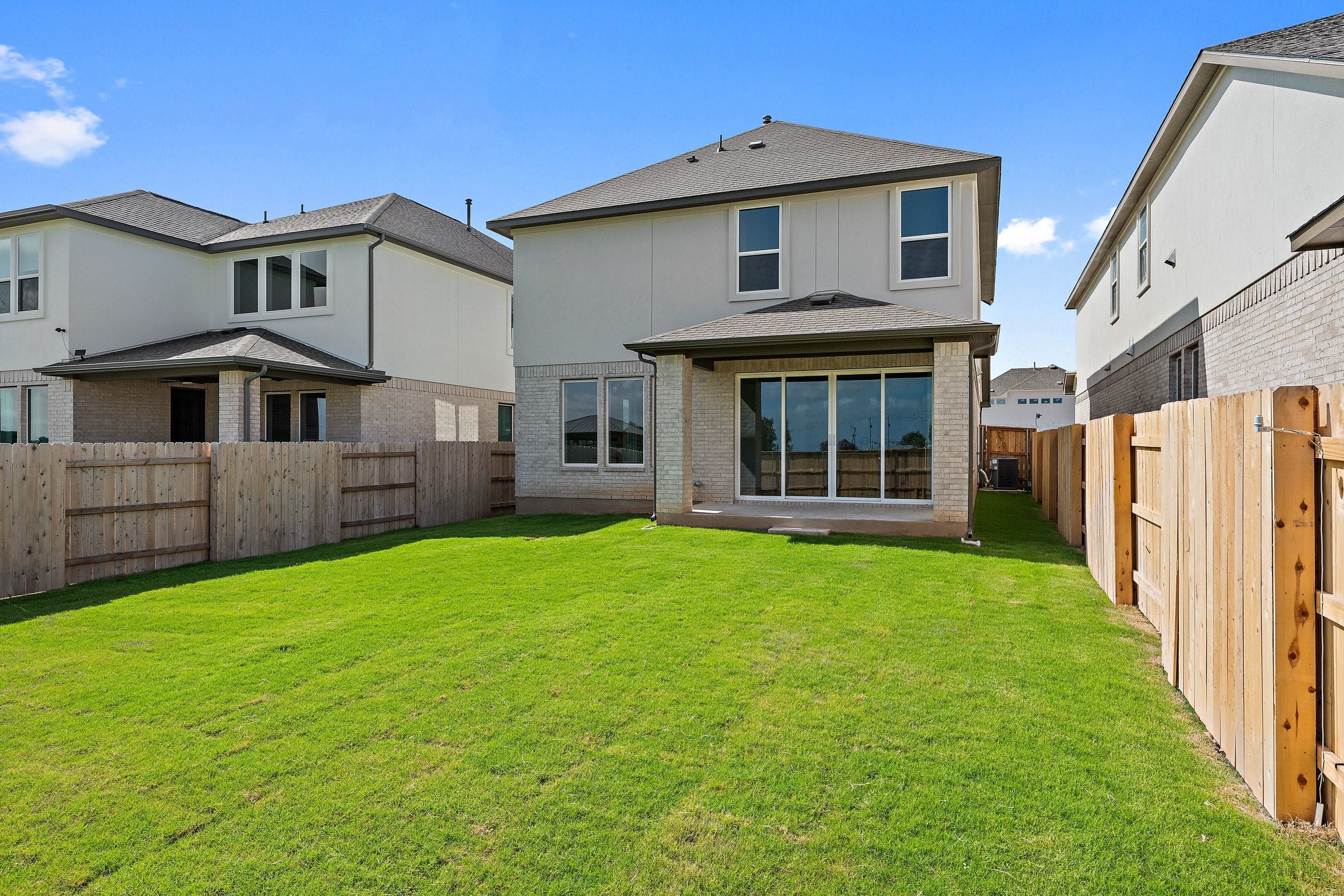 220 Bloomington Loop
