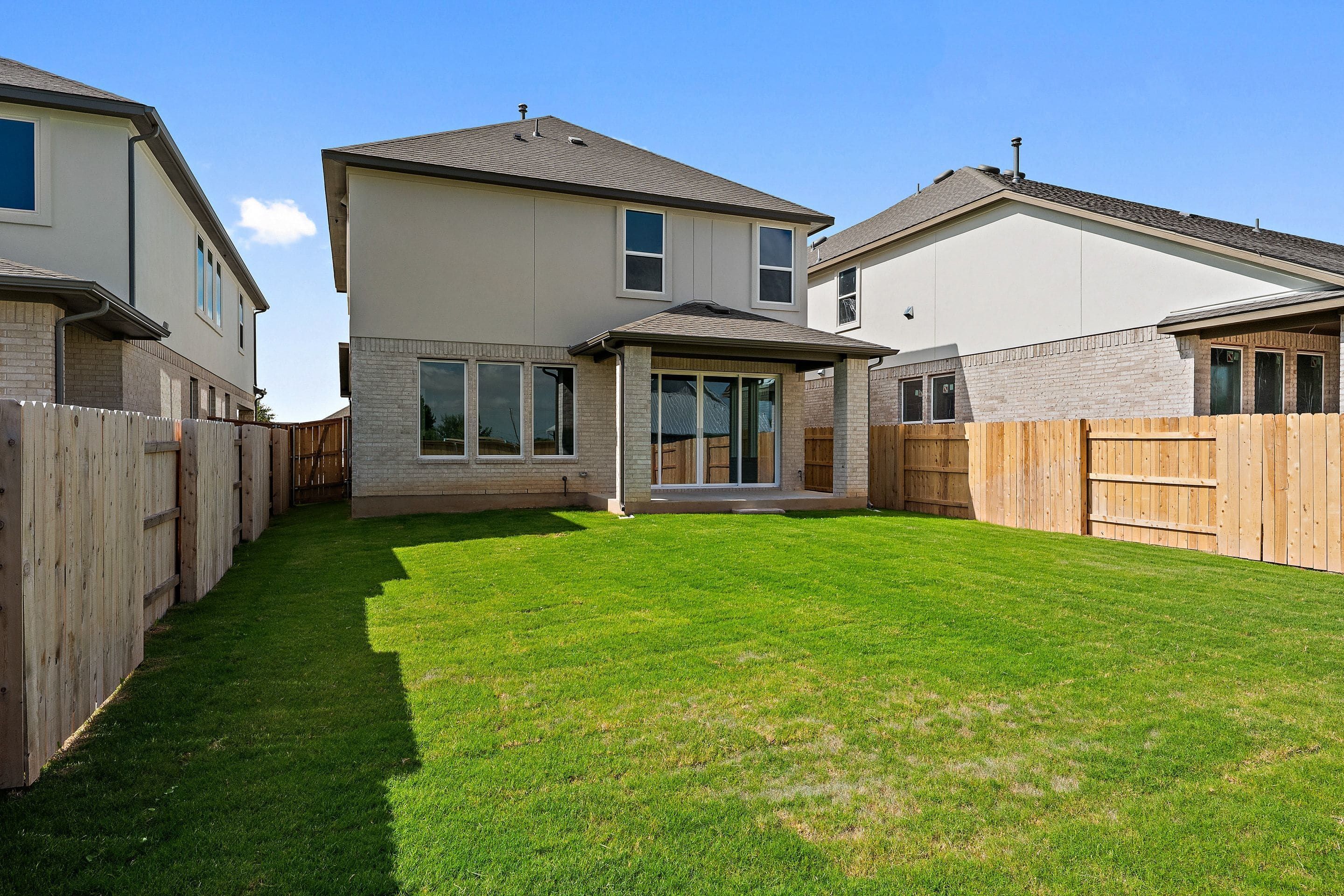 220 Bloomington Loop