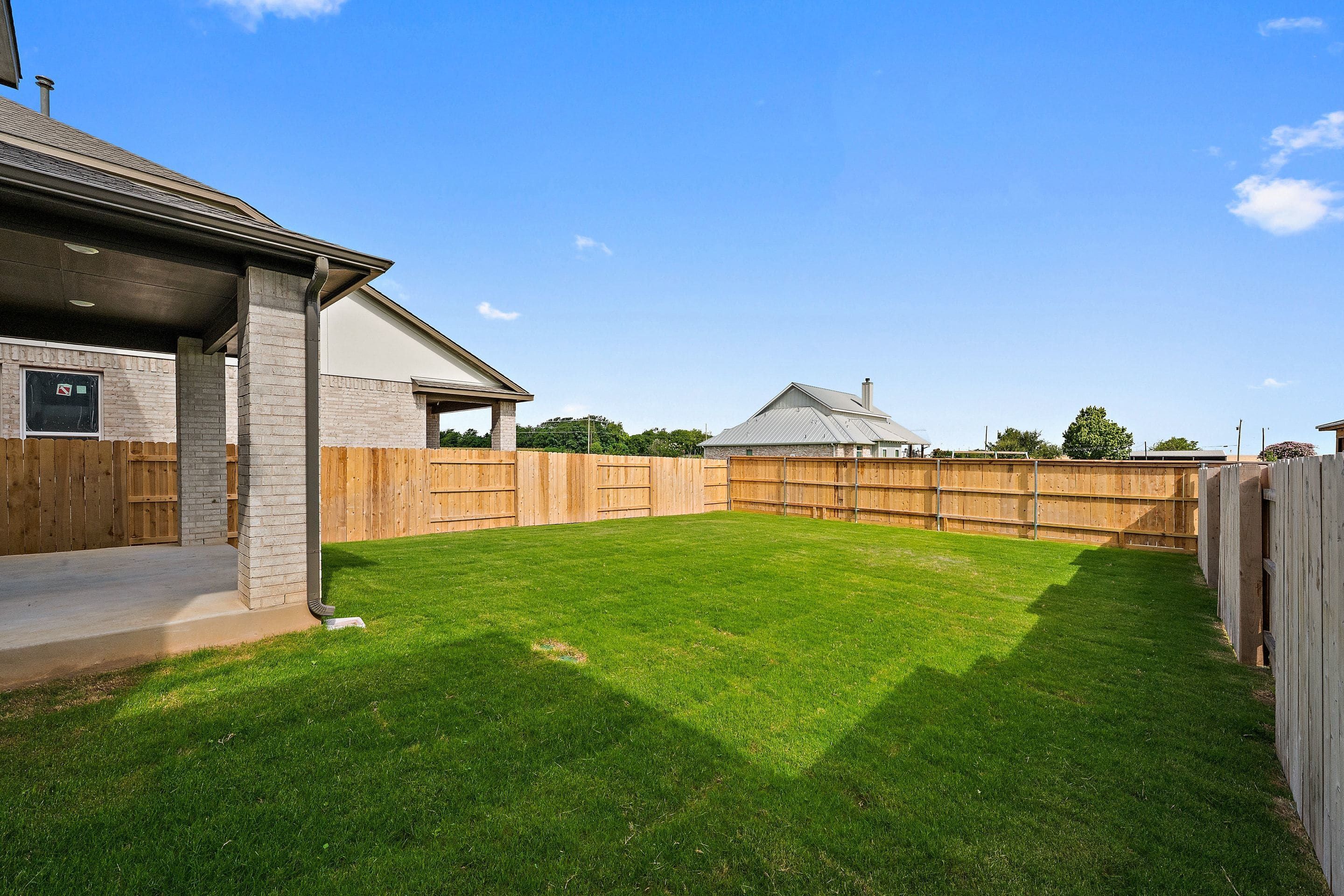 220 Bloomington Loop