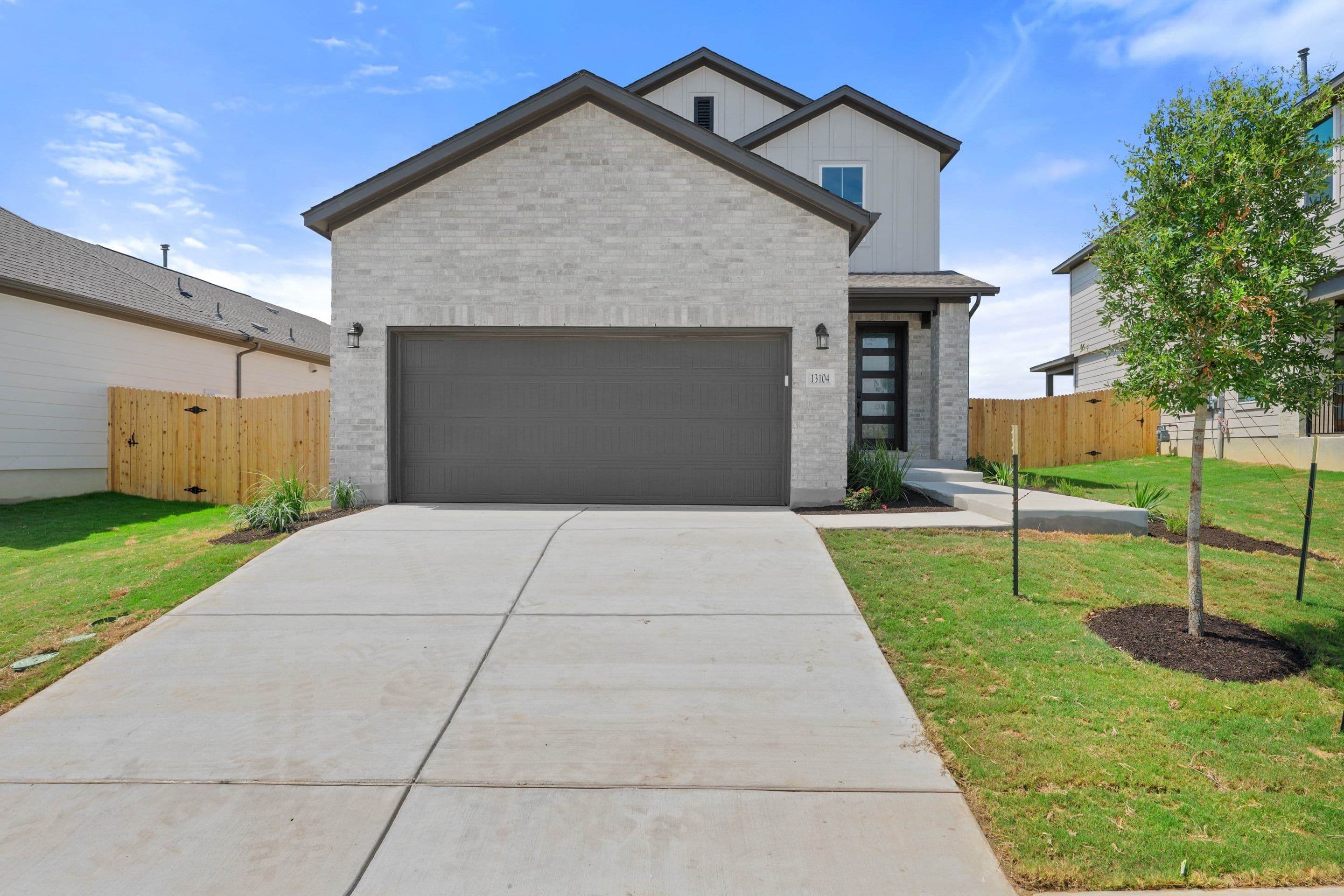 13104 Cerulean Spring Dr