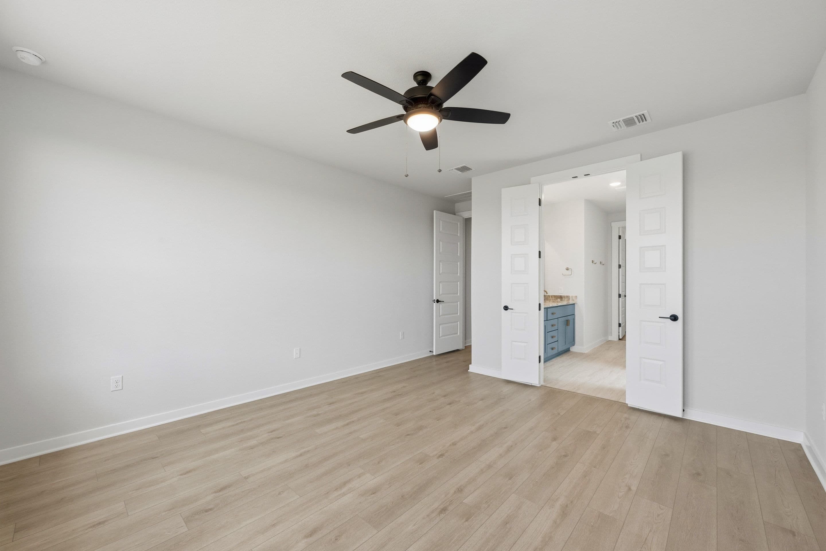 13104 Cerulean Spring Dr