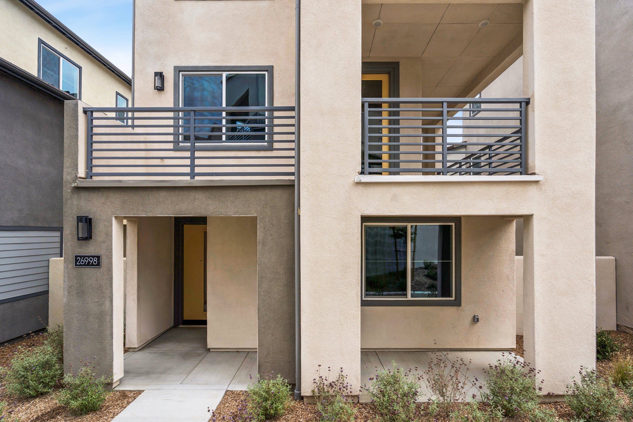 26998 Echo Mountain Way | HS 50