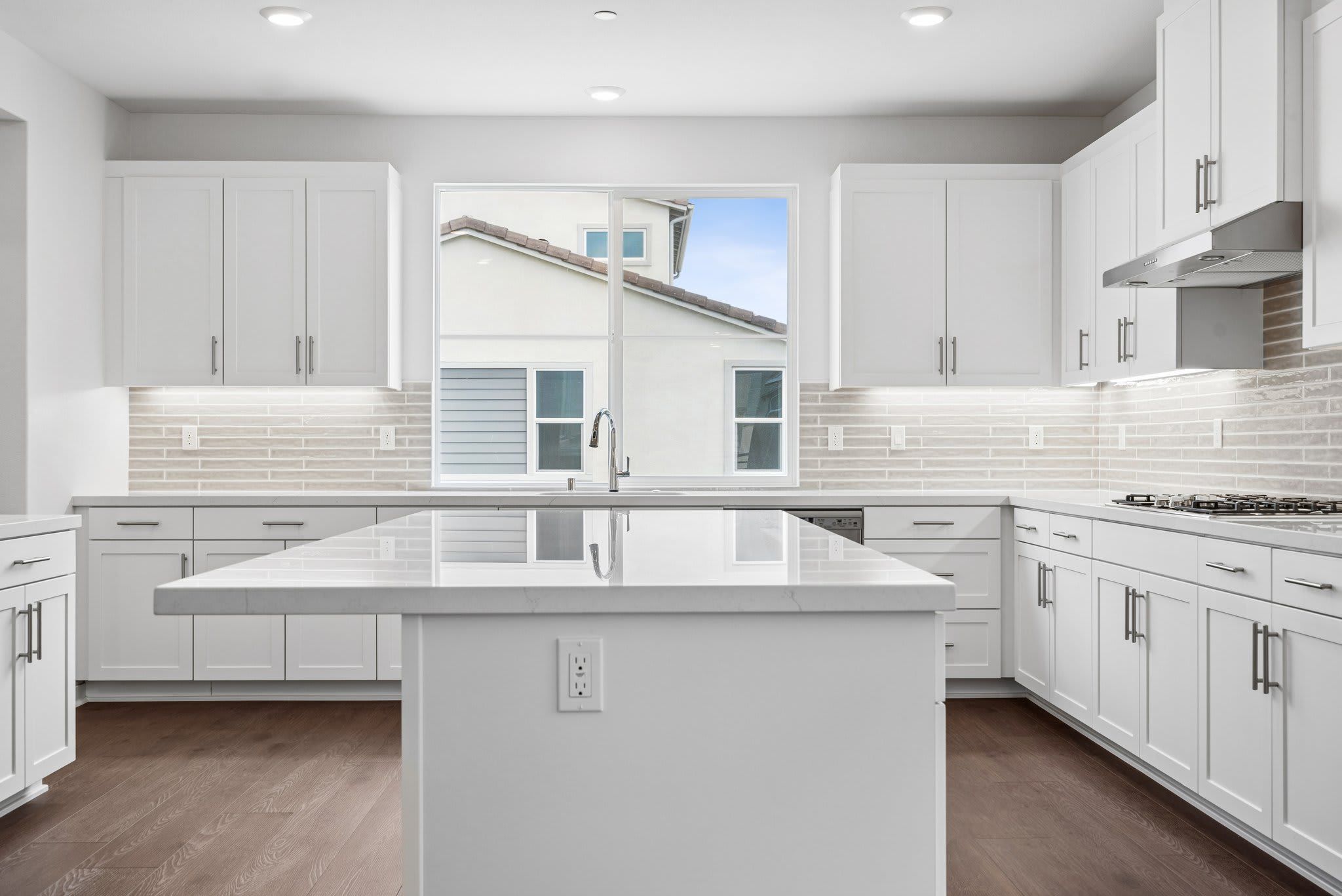 26998 Echo Mountain Way | HS 50