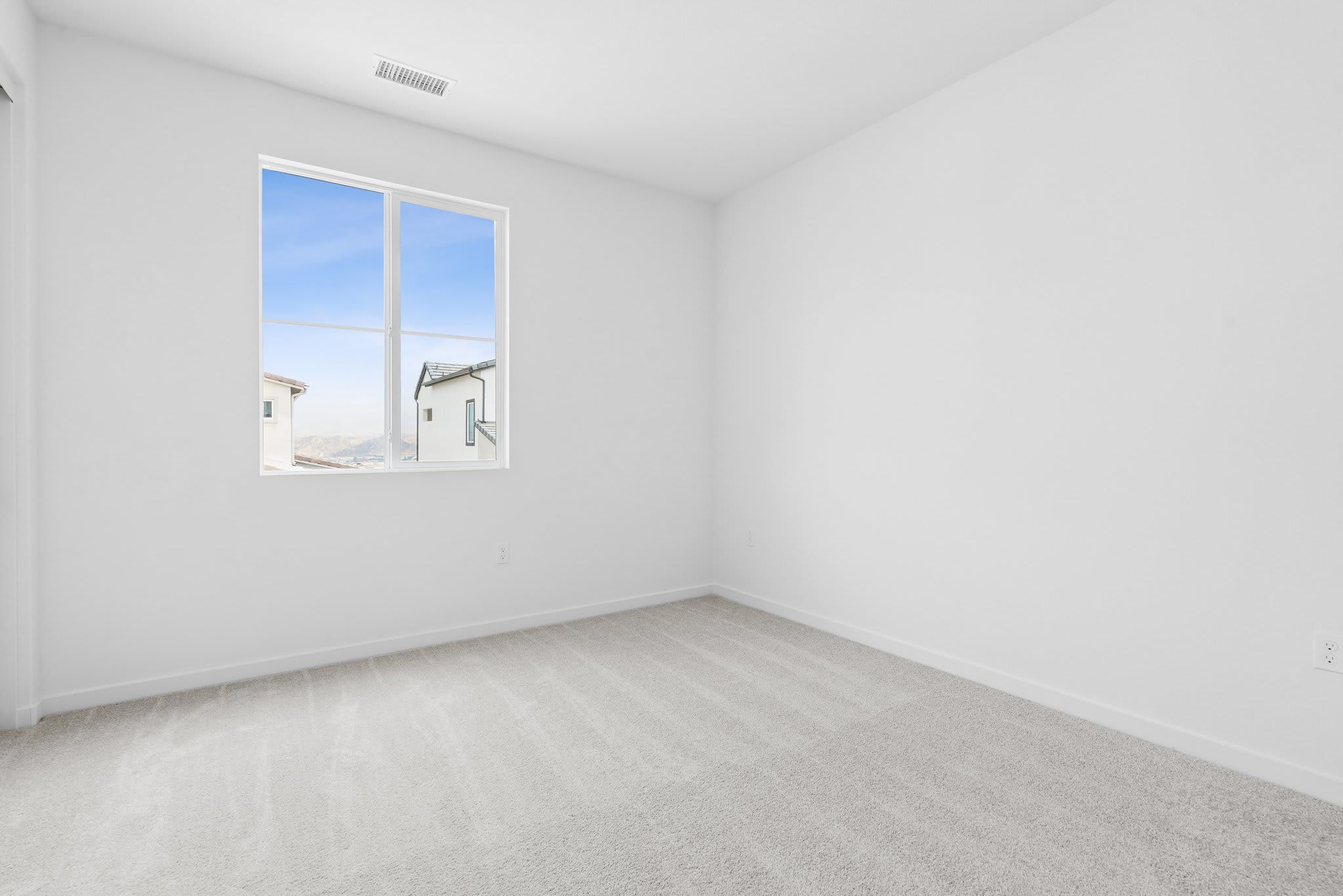 26998 Echo Mountain Way | HS 50