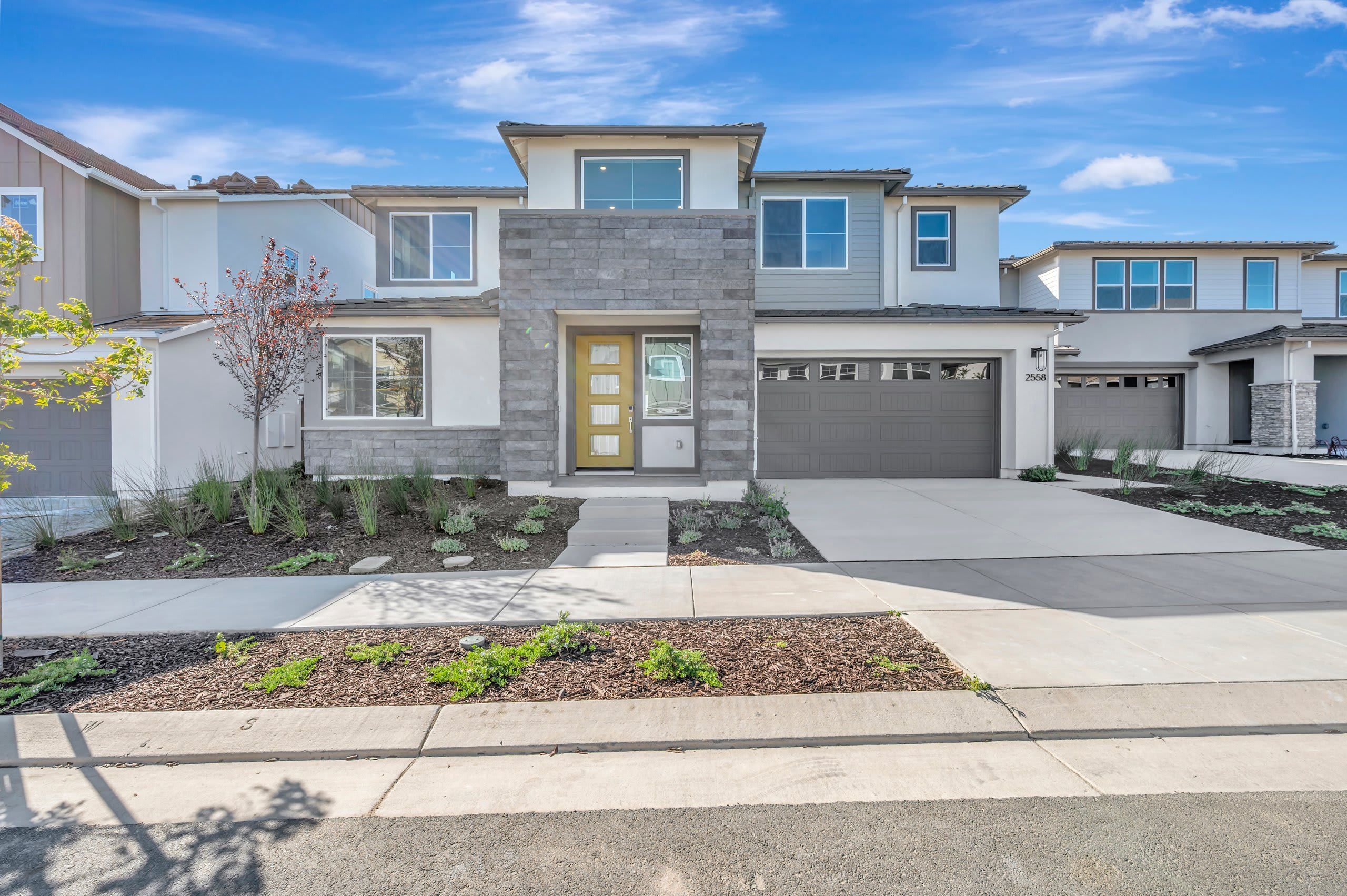 2558 Lavender Place
