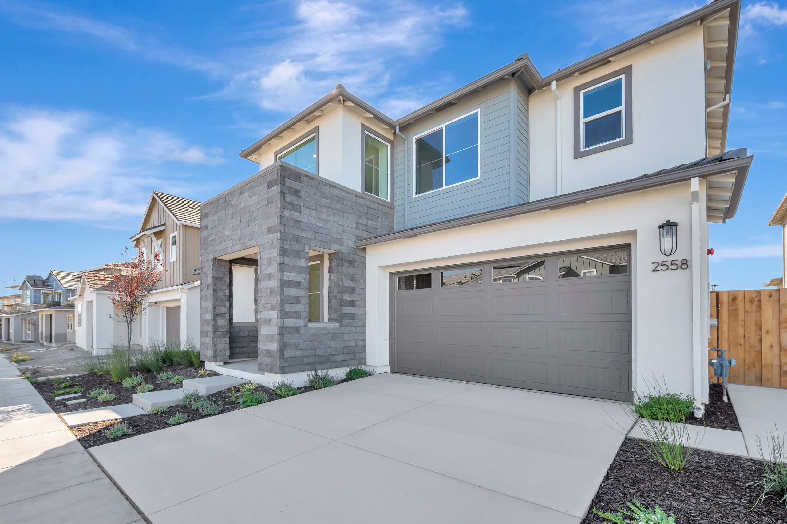 2558 Lavender Place