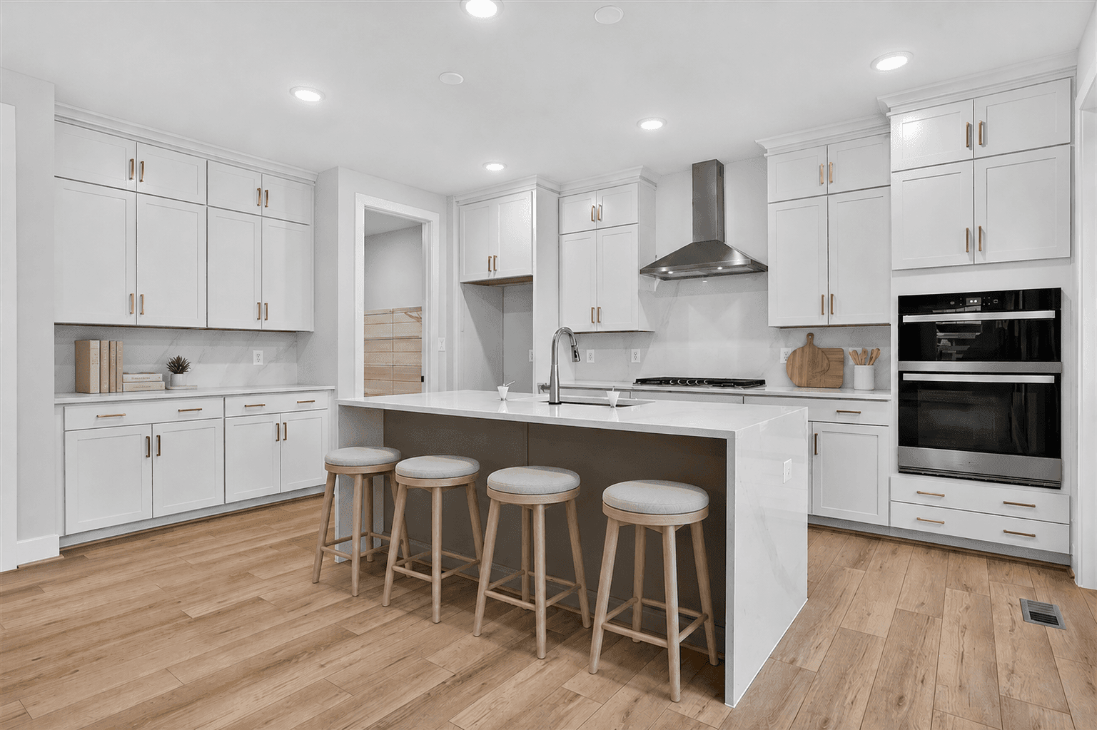 22733 Stratus Place