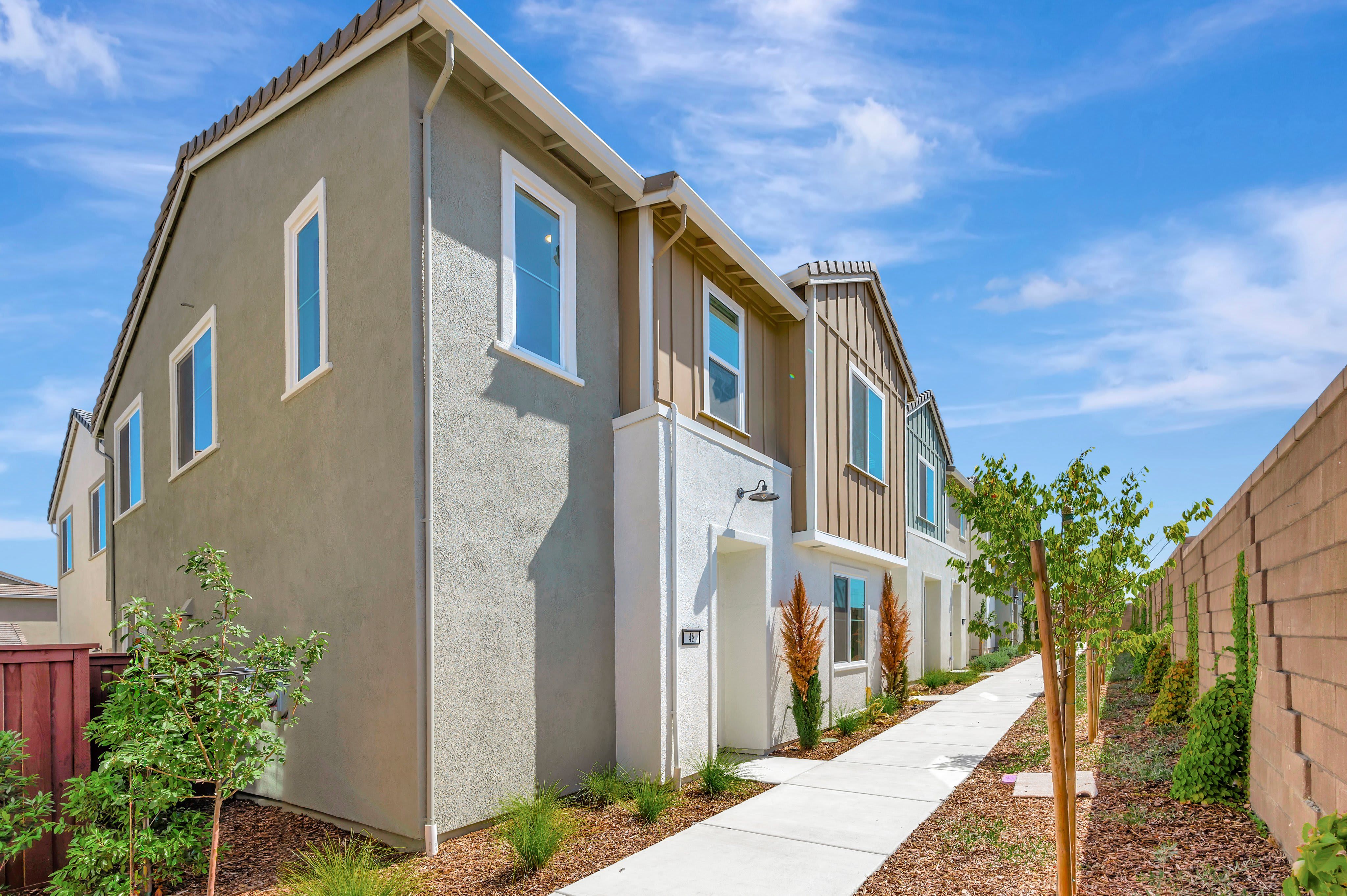 14545 Southpointe Drive #48