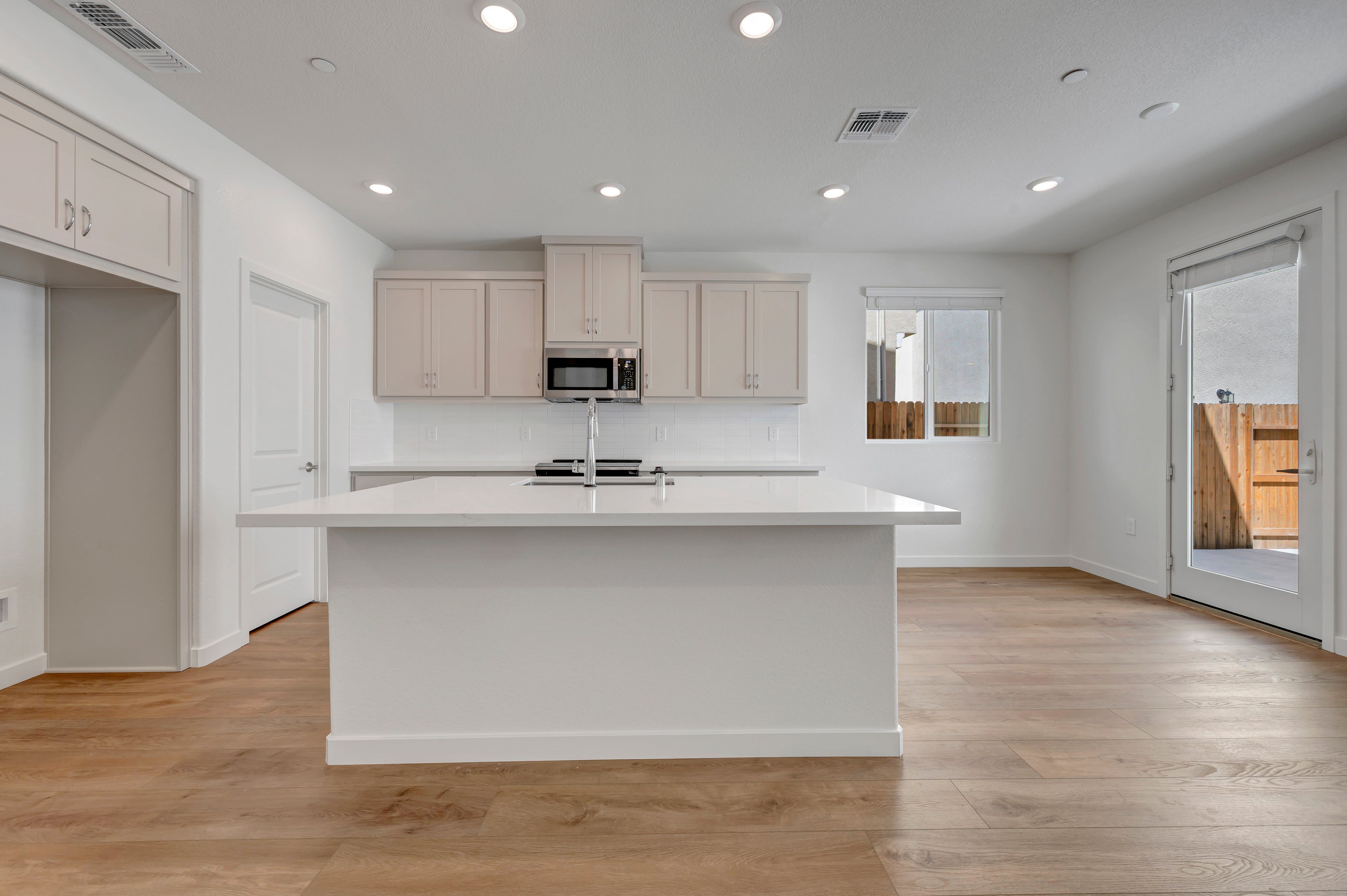 14545 Southpointe Drive #48