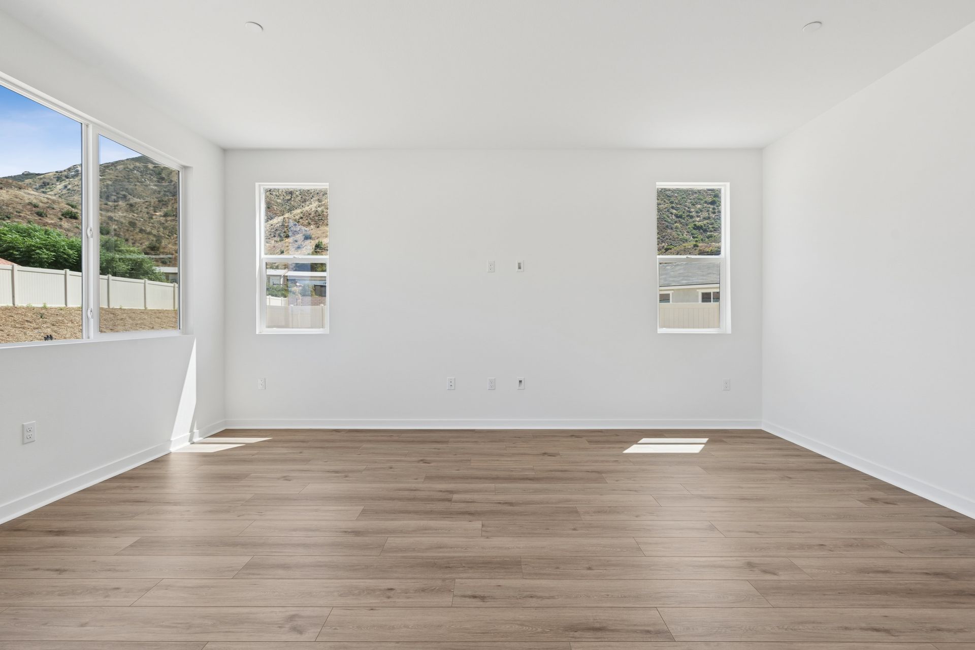 15396 Darnell Drive