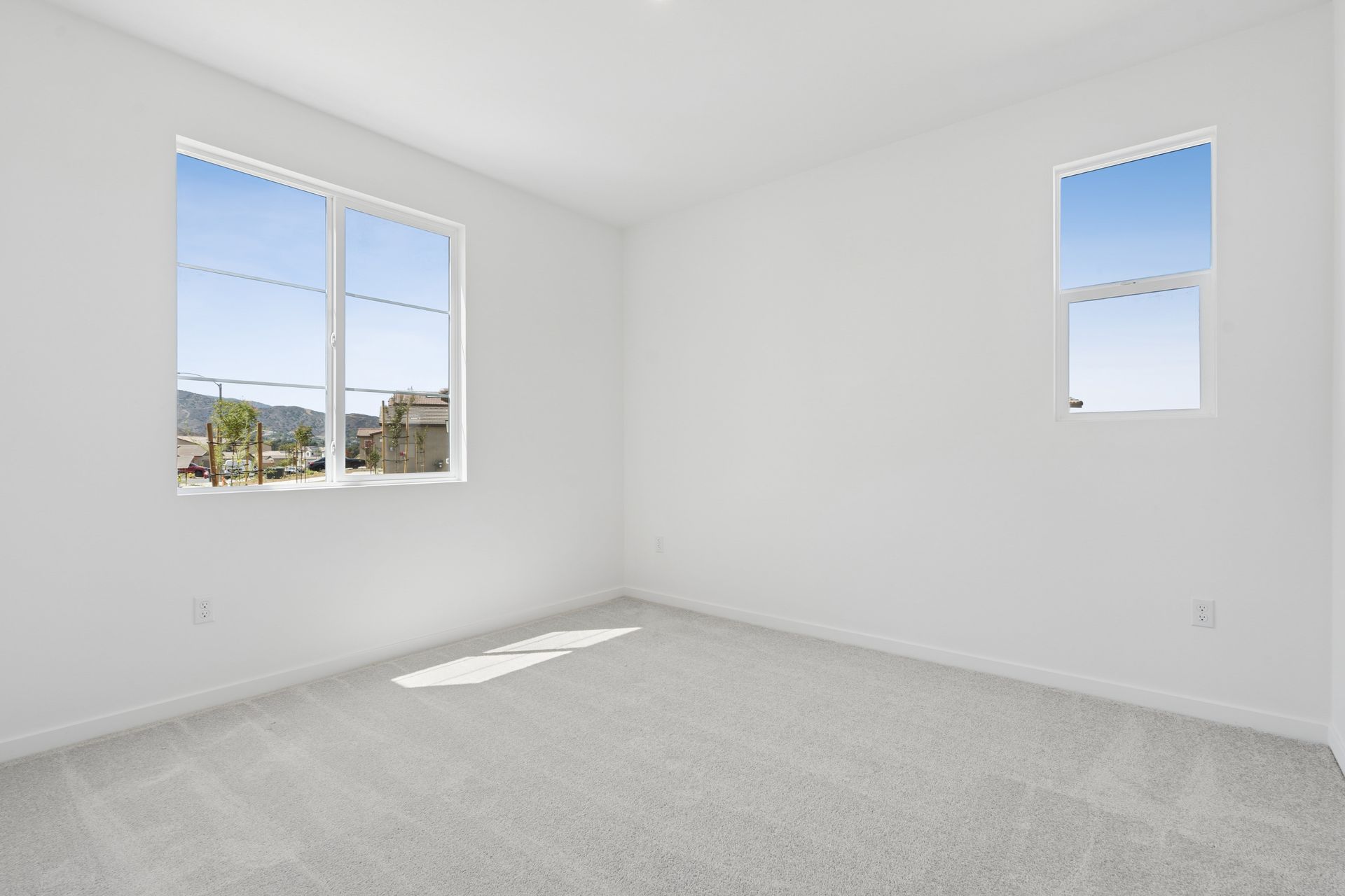 15396 Darnell Drive