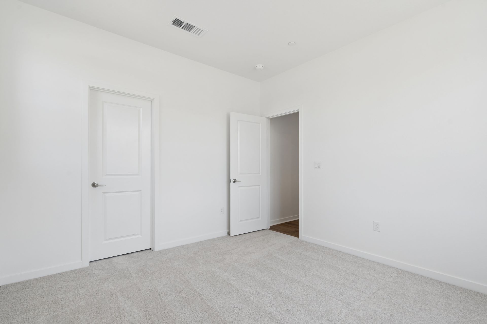 15396 Darnell Drive