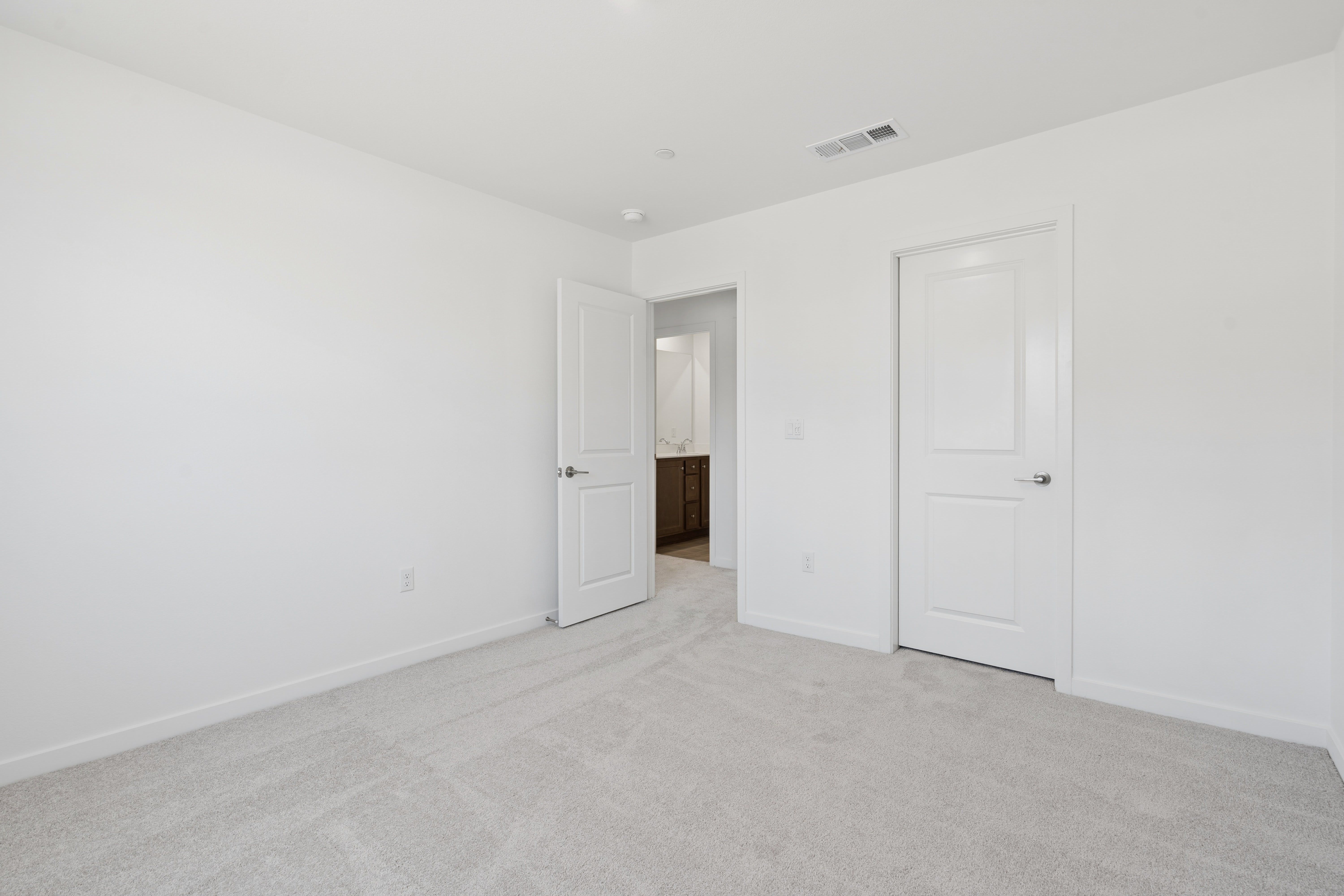 15396 Darnell Drive