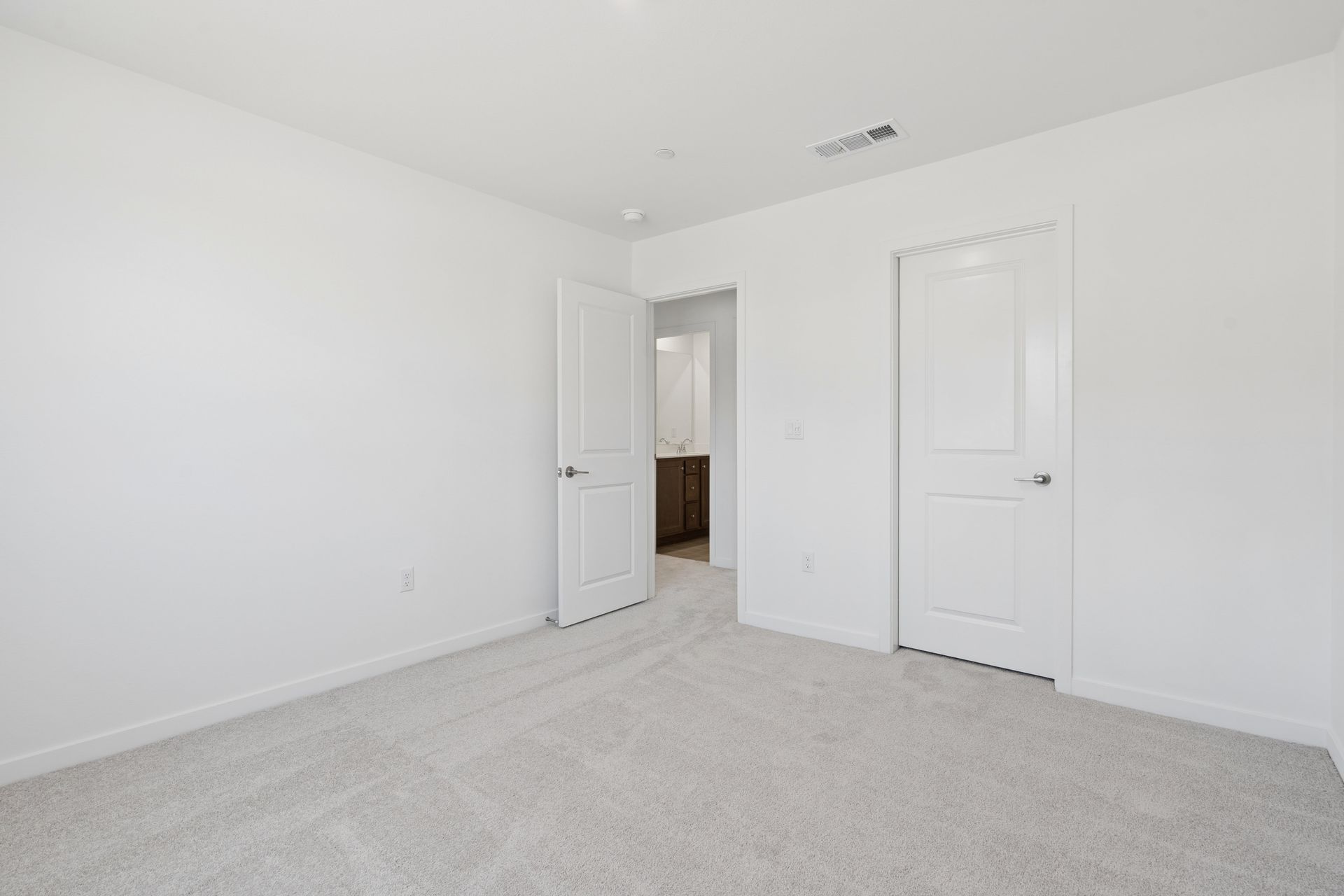 15396 Darnell Drive