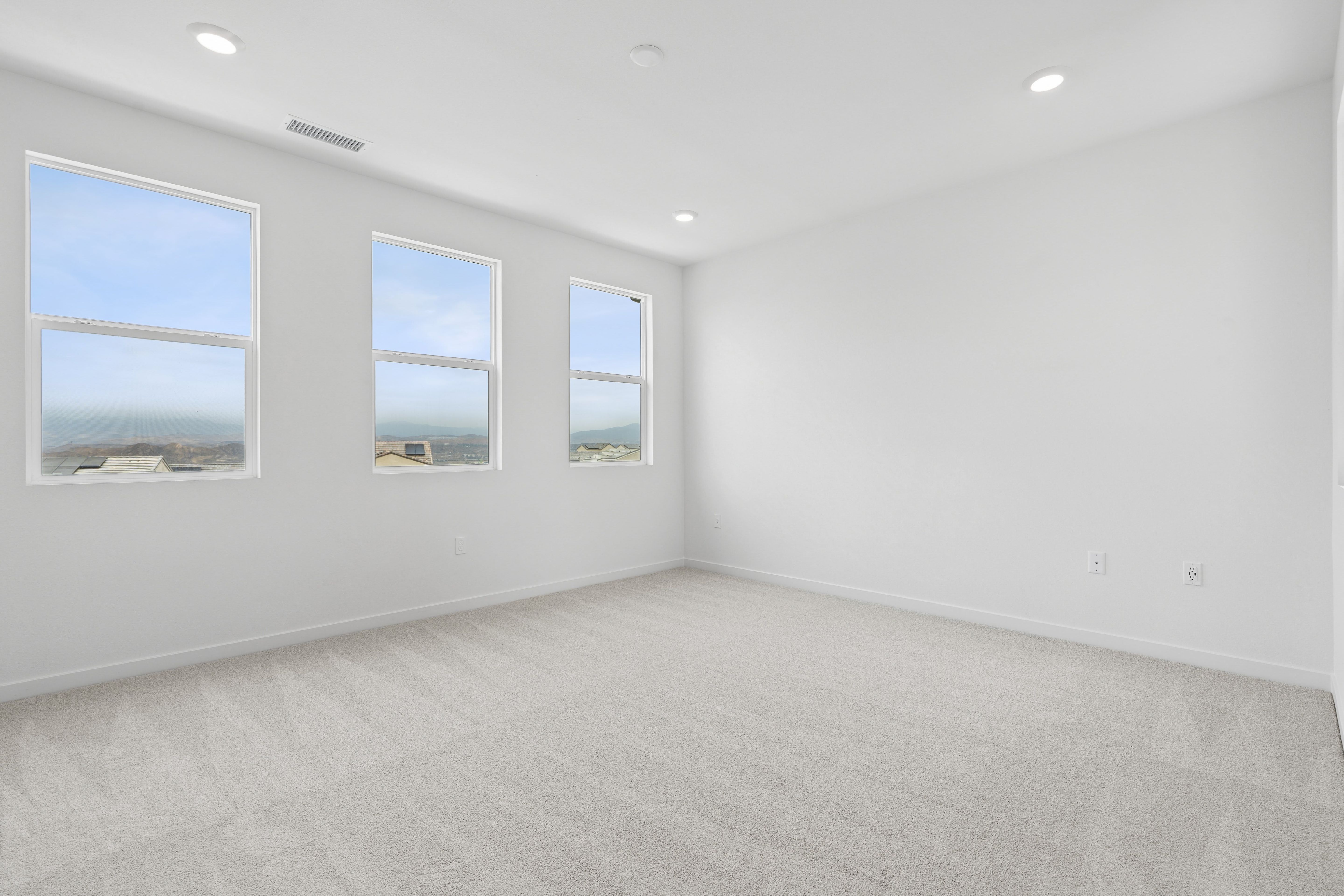 26995 Echo Mountain Way | HS 18