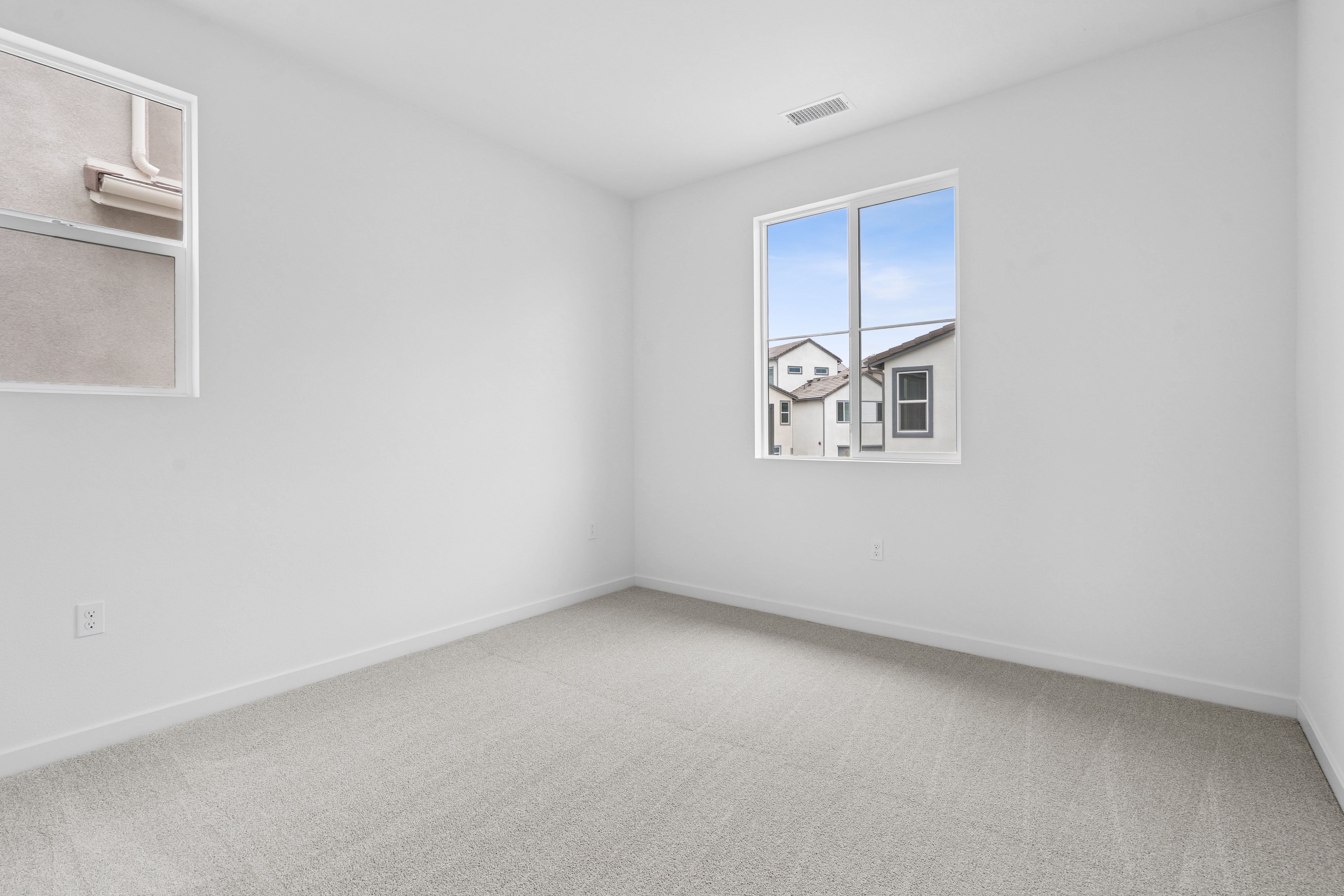 26995 Echo Mountain Way | HS 18