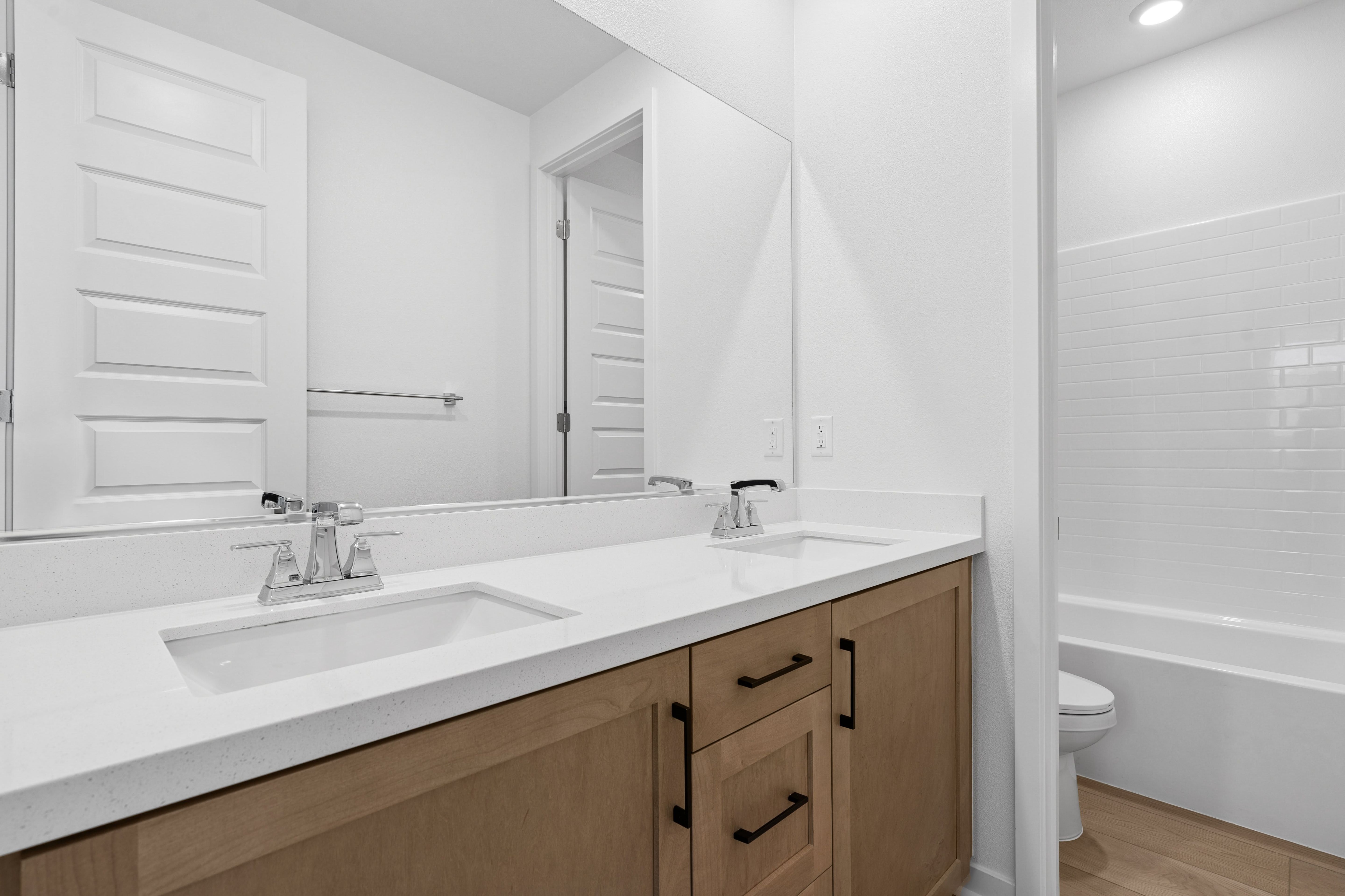 26995 Echo Mountain Way | HS 18