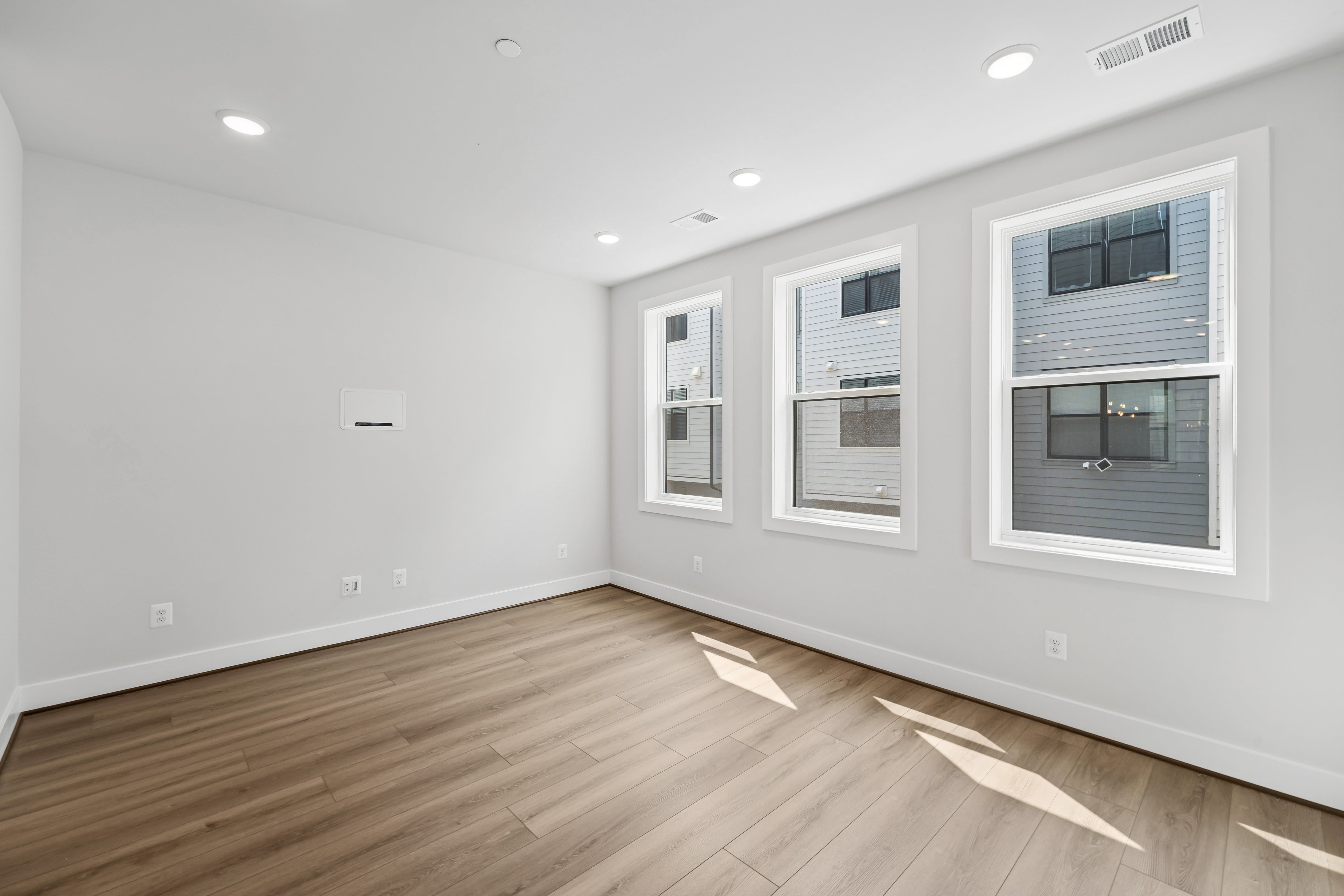 4926 Churchill Mews