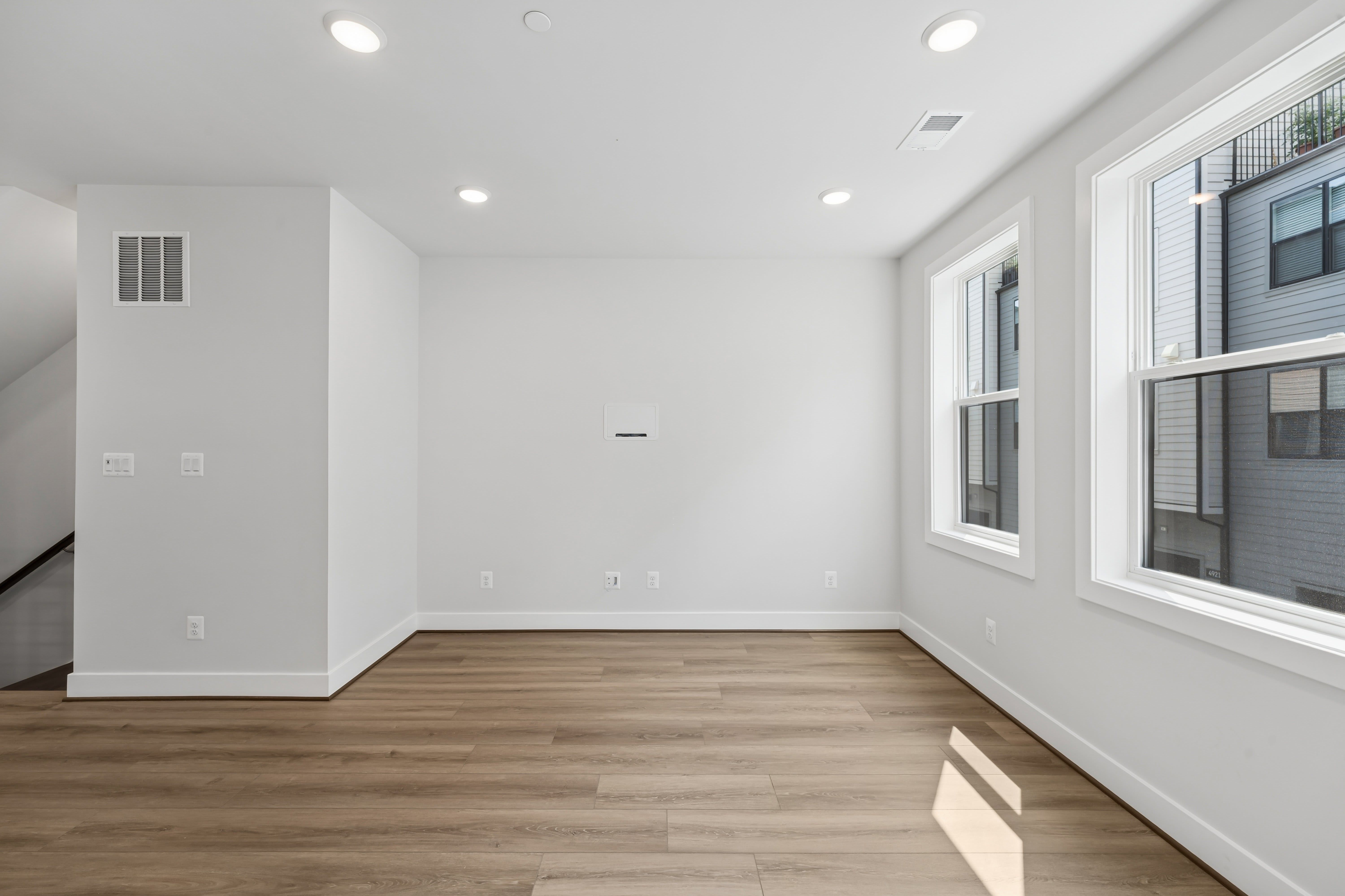 4926 Churchill Mews