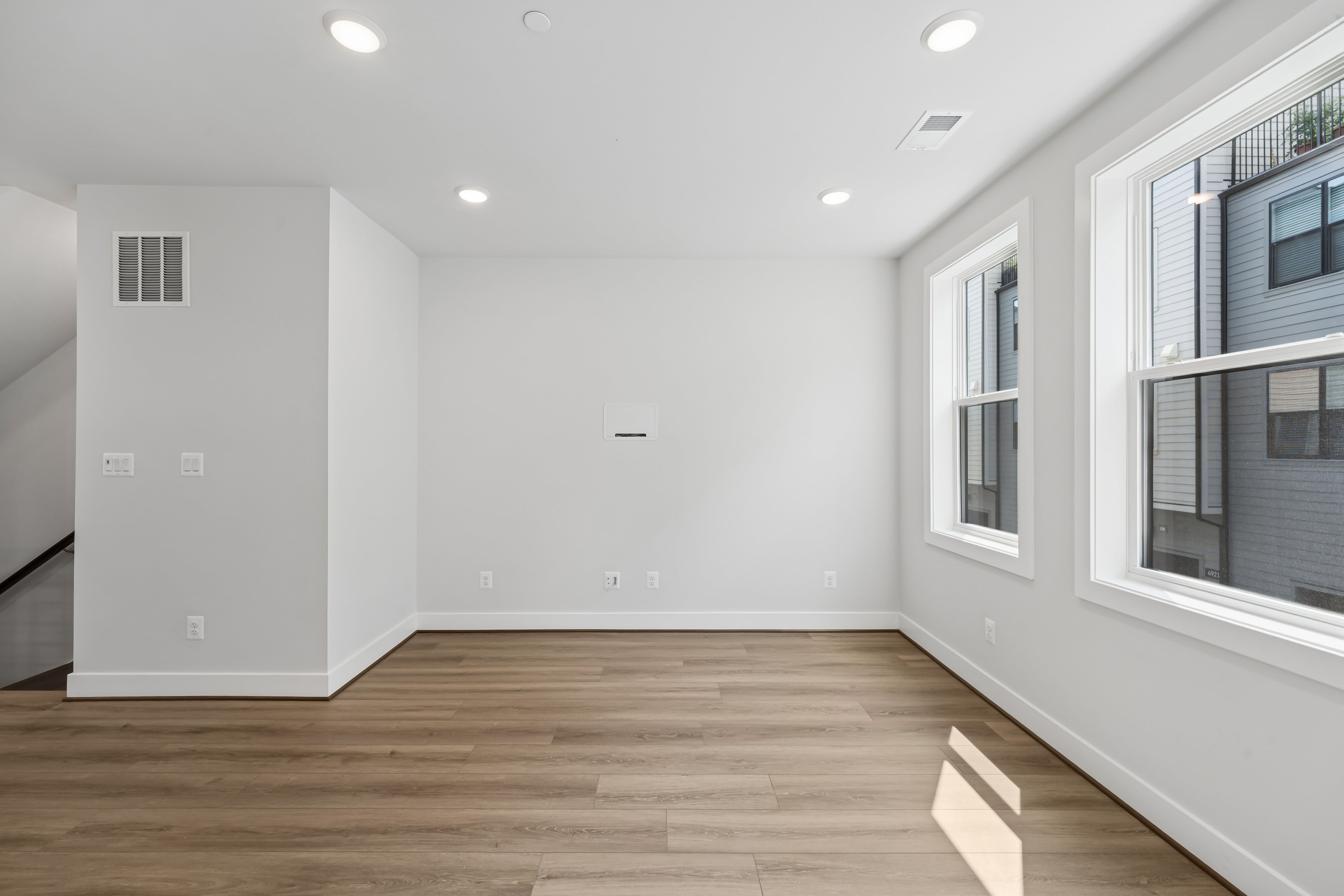 4926 Churchill Mews