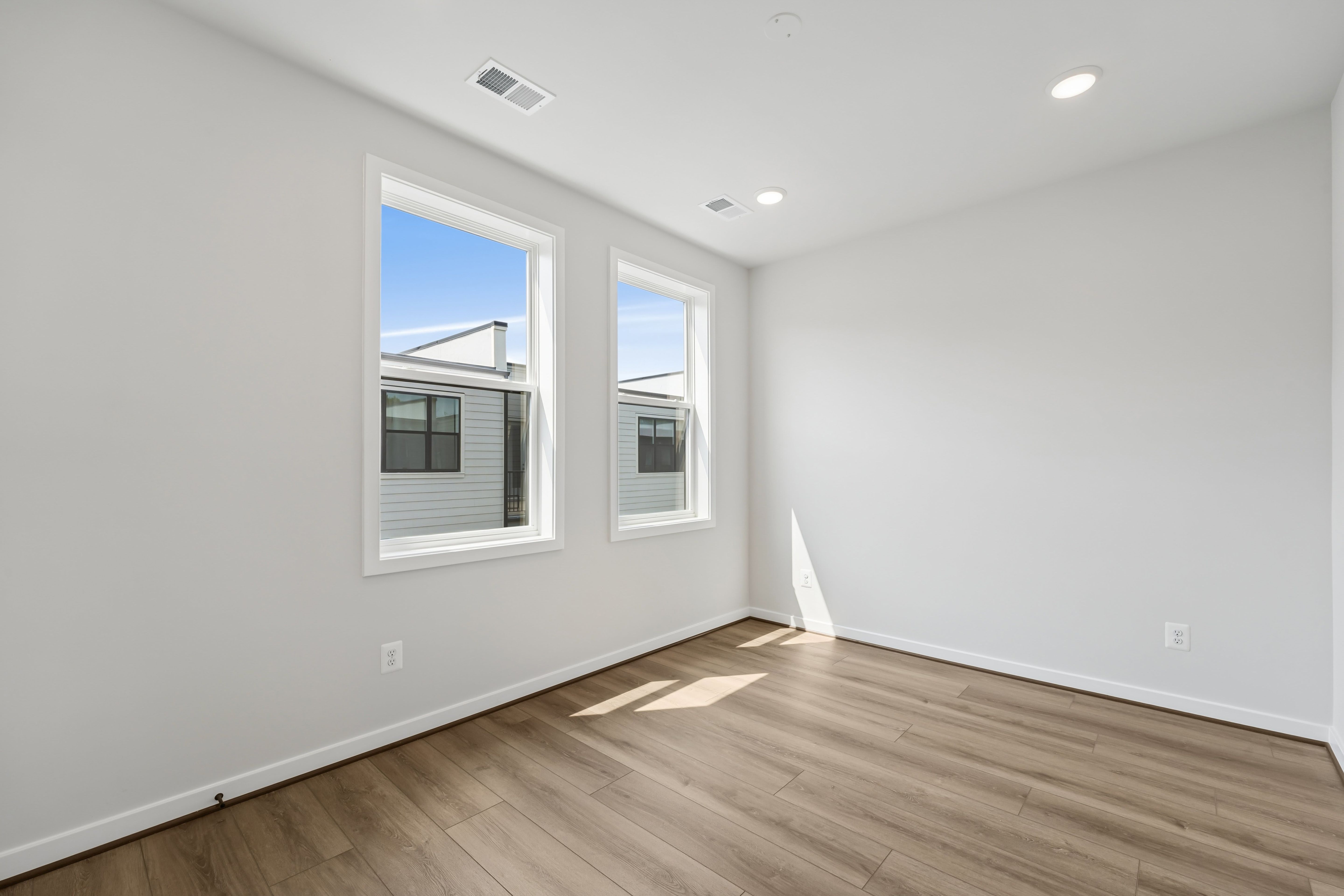 4926 Churchill Mews