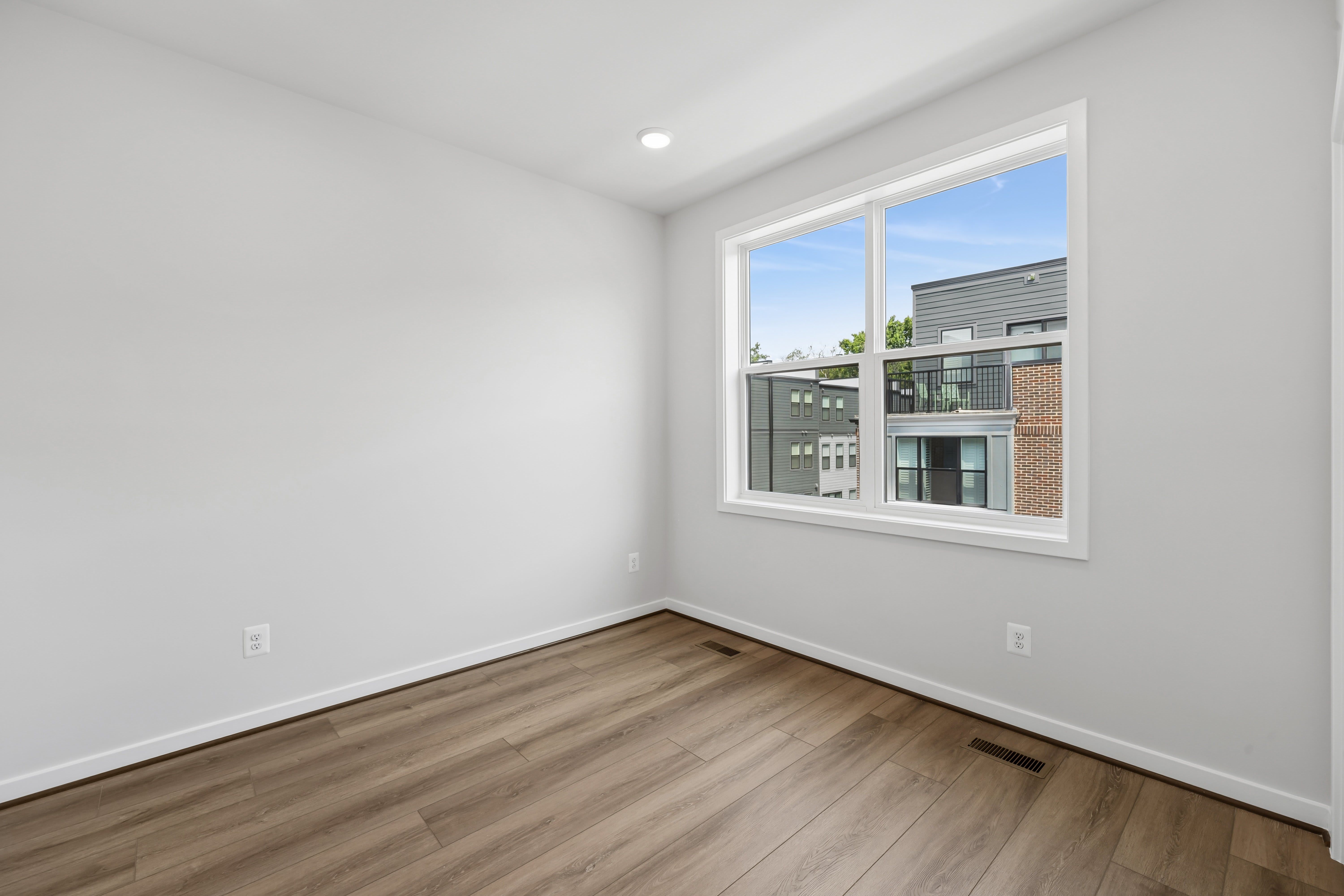 4926 Churchill Mews